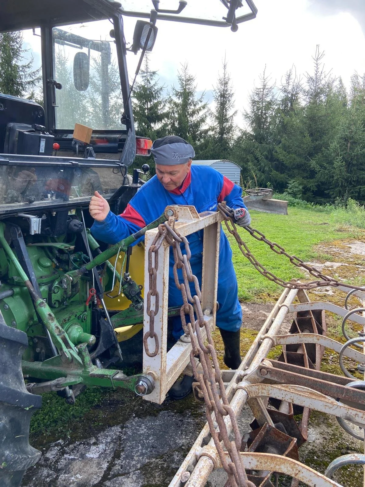 Kylässä Arrigo Christian Blom