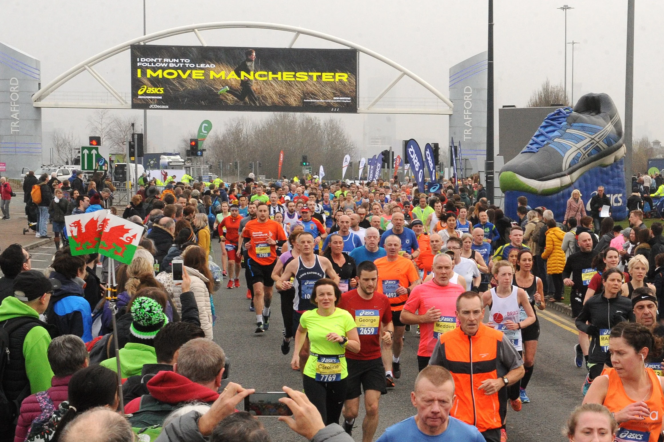 Runners taking part in the Manchester Half Marathon
