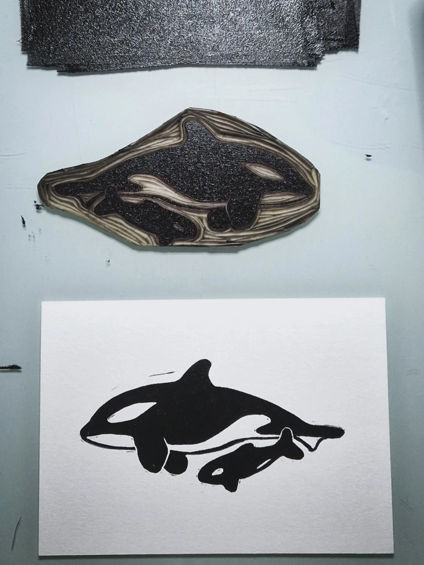 From ink to the final print. The Orcas print is one of my favourites, and it's nice to see that it's been very popular this month already! I've already ran out of stock for it, so it's time to do more printing! 😸