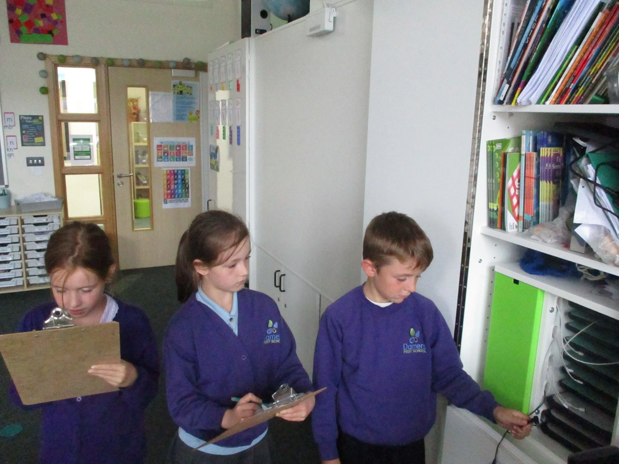 Damers First School - Energy Sparks South West Regional and National Champions