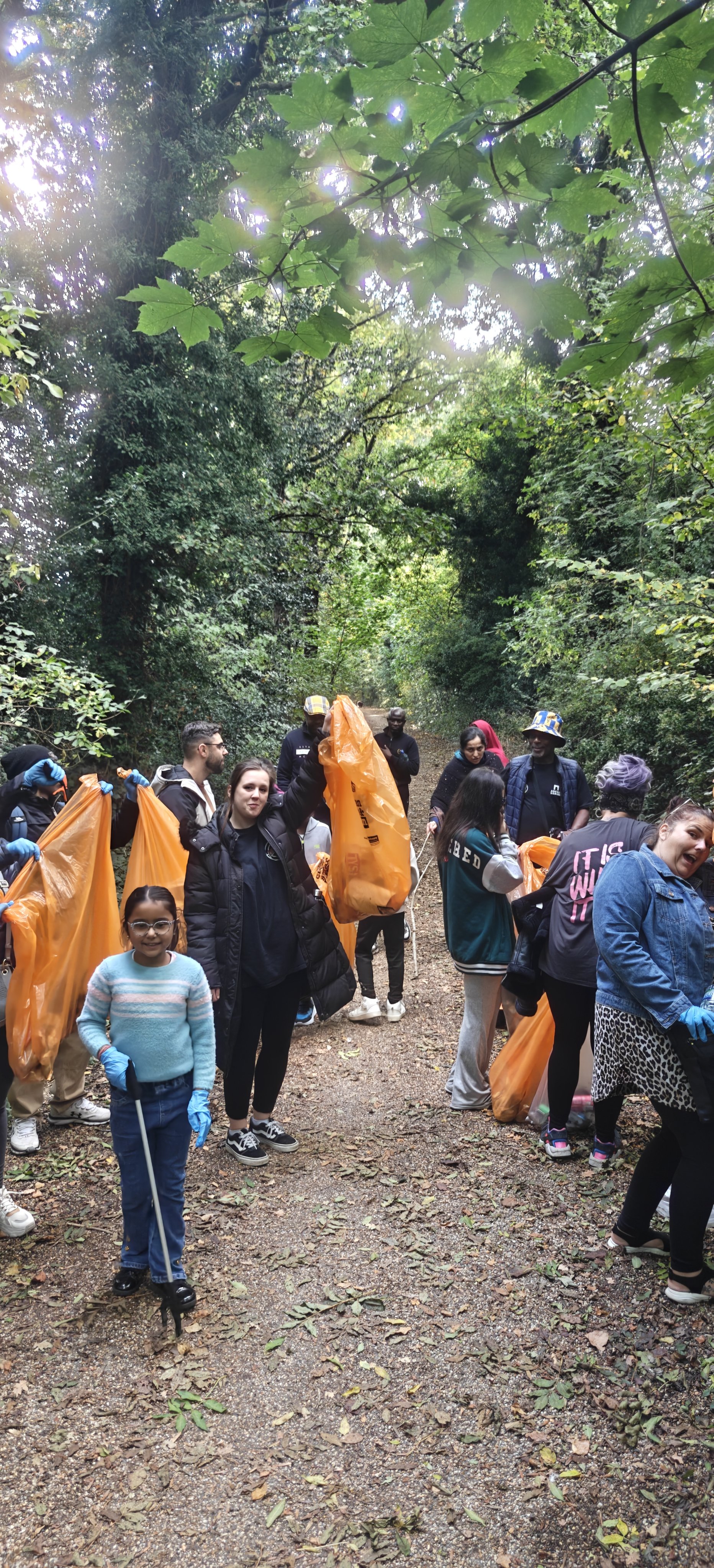 Yew Tree Primary School’s litter picking party