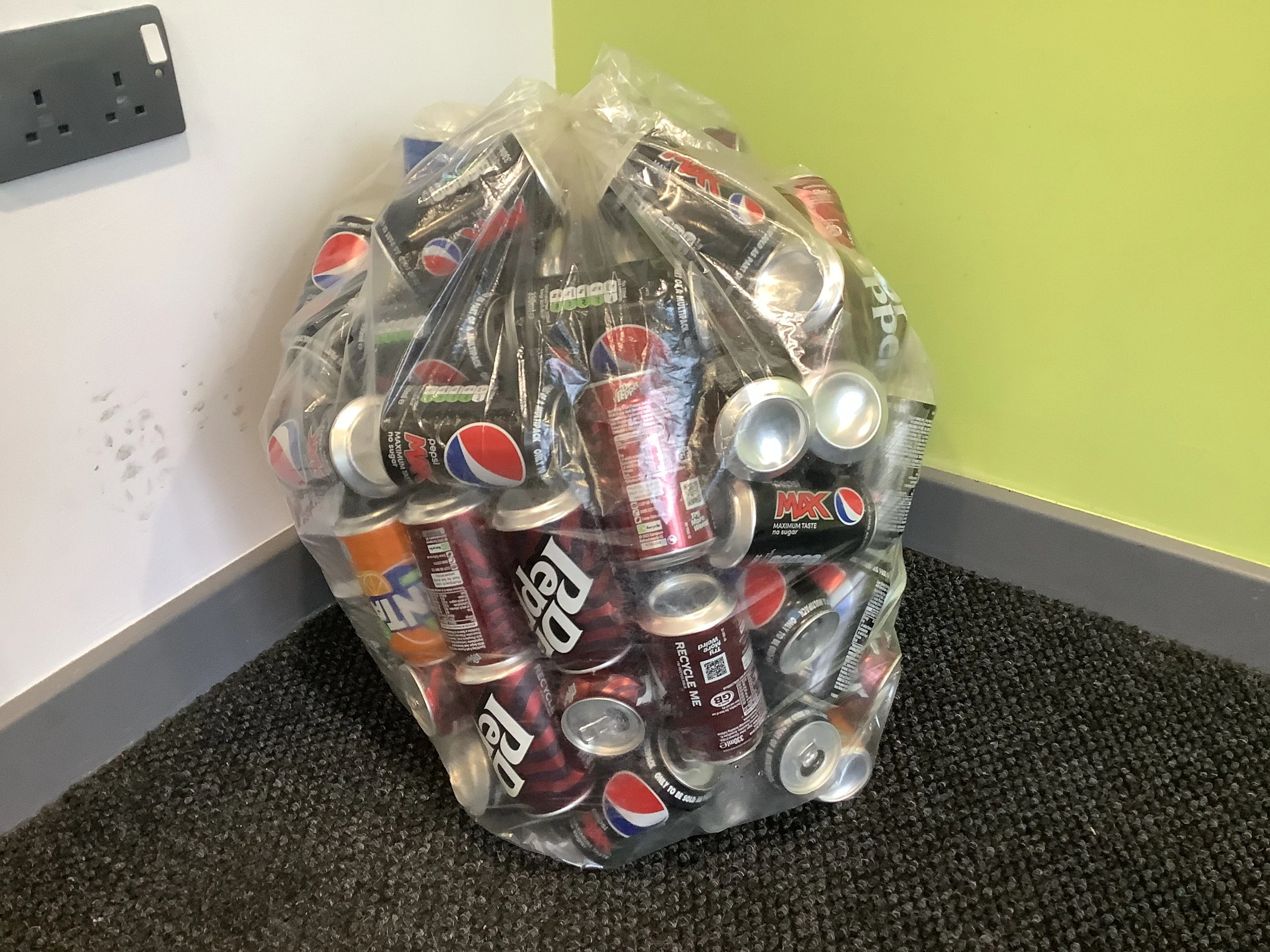 Fizzy Drinks Cans for Metal Collection - EMR.JPG