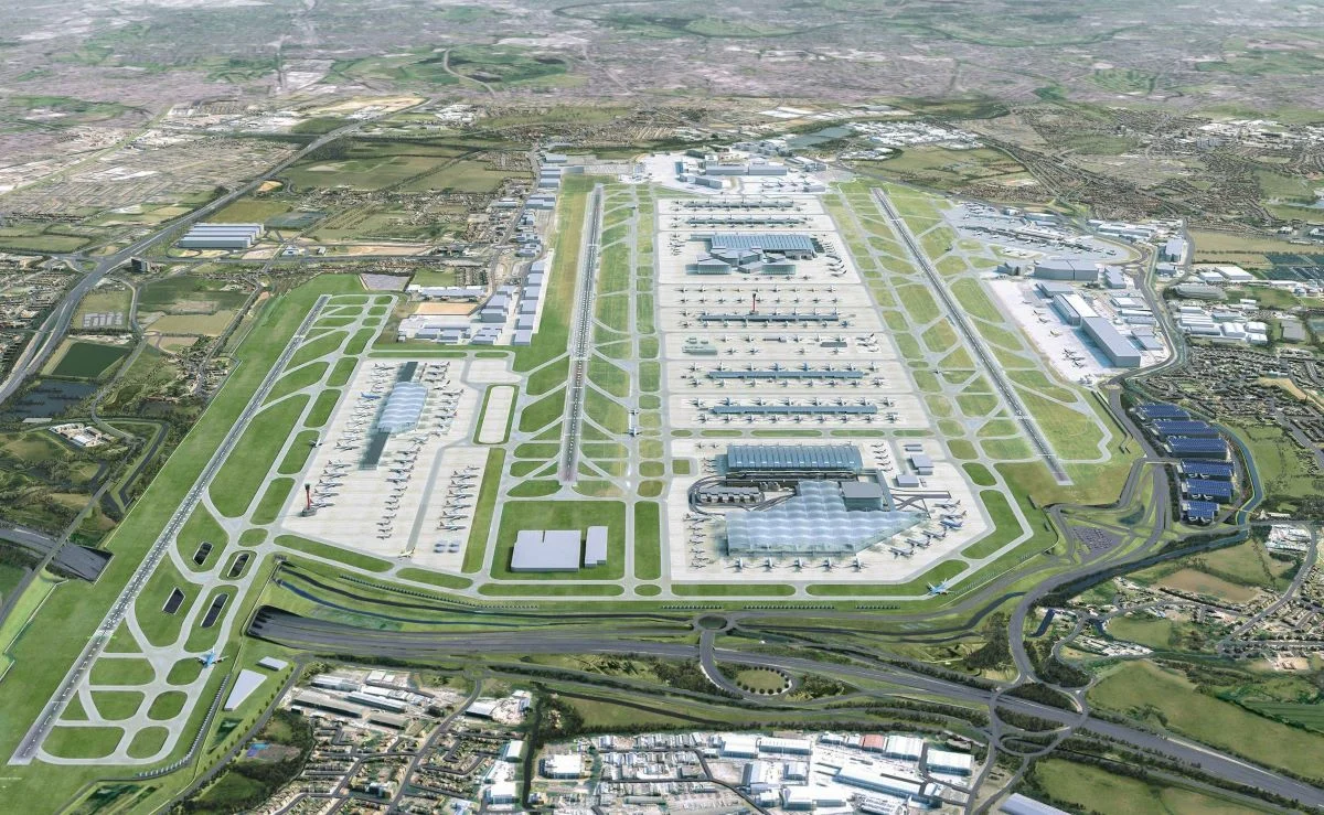 American Reaches 100 Latin America Destinations | Heathrow Third-Runway Step &amp; easyJet in Play | Aviation Insights 15–21 June 2026