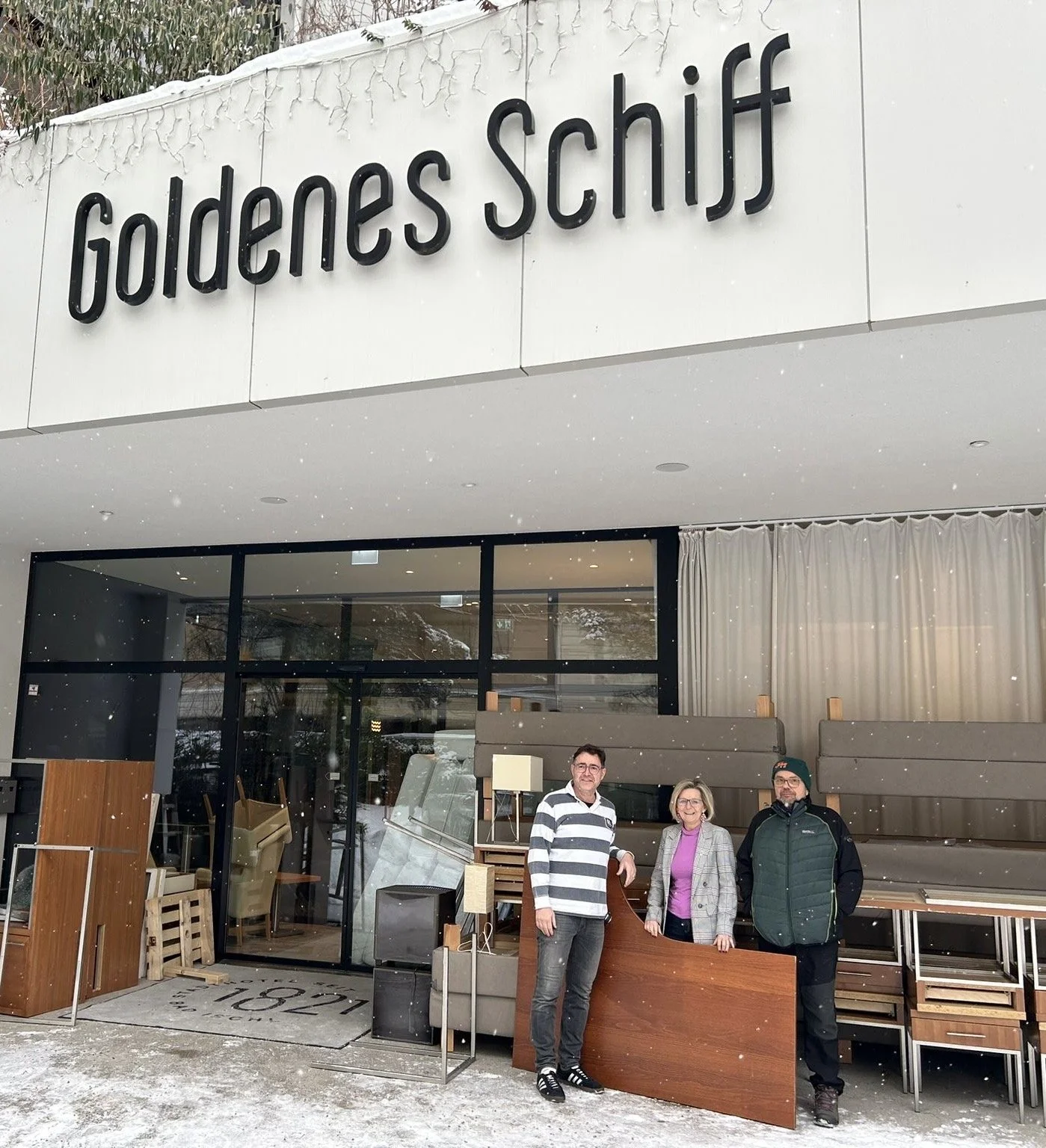 Möbelspende für Einrichtung des Frauenhauses