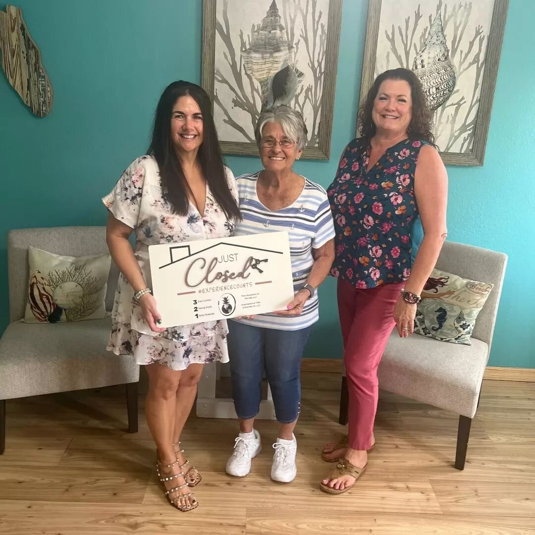 It's such a pleasure to represent my clients and be a part of the big day at closing!&nbsp; This was a recent closing at Title Solutions of Florida for an investment property in Cocoa Beach.&nbsp;&nbsp;

#TheRubinoGroupFL #EllenRubino #coastalrealesa