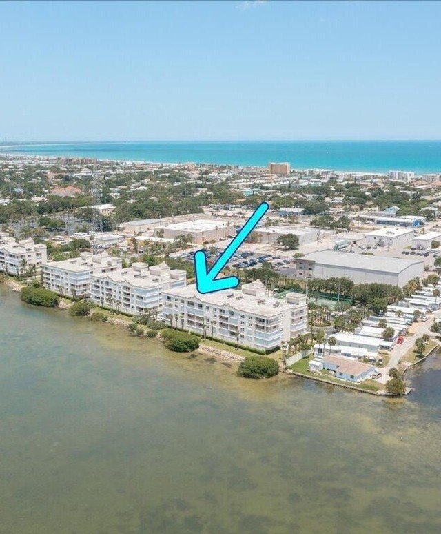 Listing Spotight! 

7008 Sevilla Court Ph 505, Cape Canaveral, FL

2 Bedroom | 2 Bath | 1,918 sq ft

Penthouse Riverfront Living with Resort-Style Amenities! Experience breathtaking sunsets and serene Banana River views from this top-floor 2 bed, 2 b