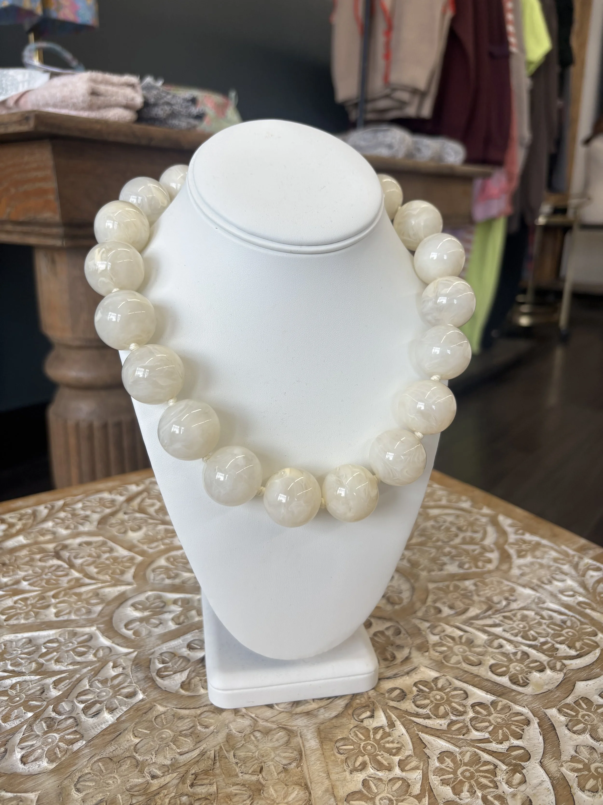 The Cream Bubble Necklace
