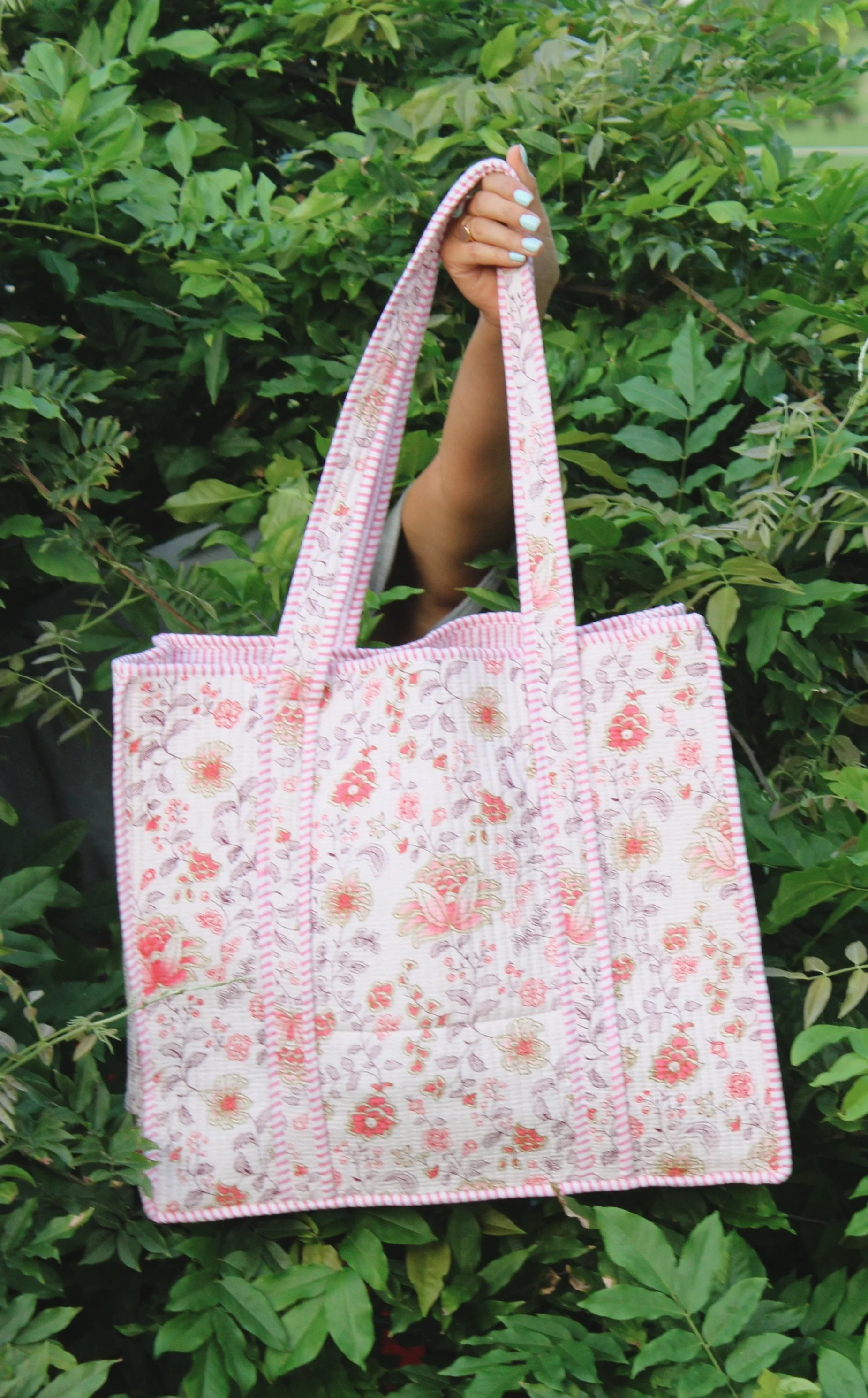 The Peach Poppi Tote