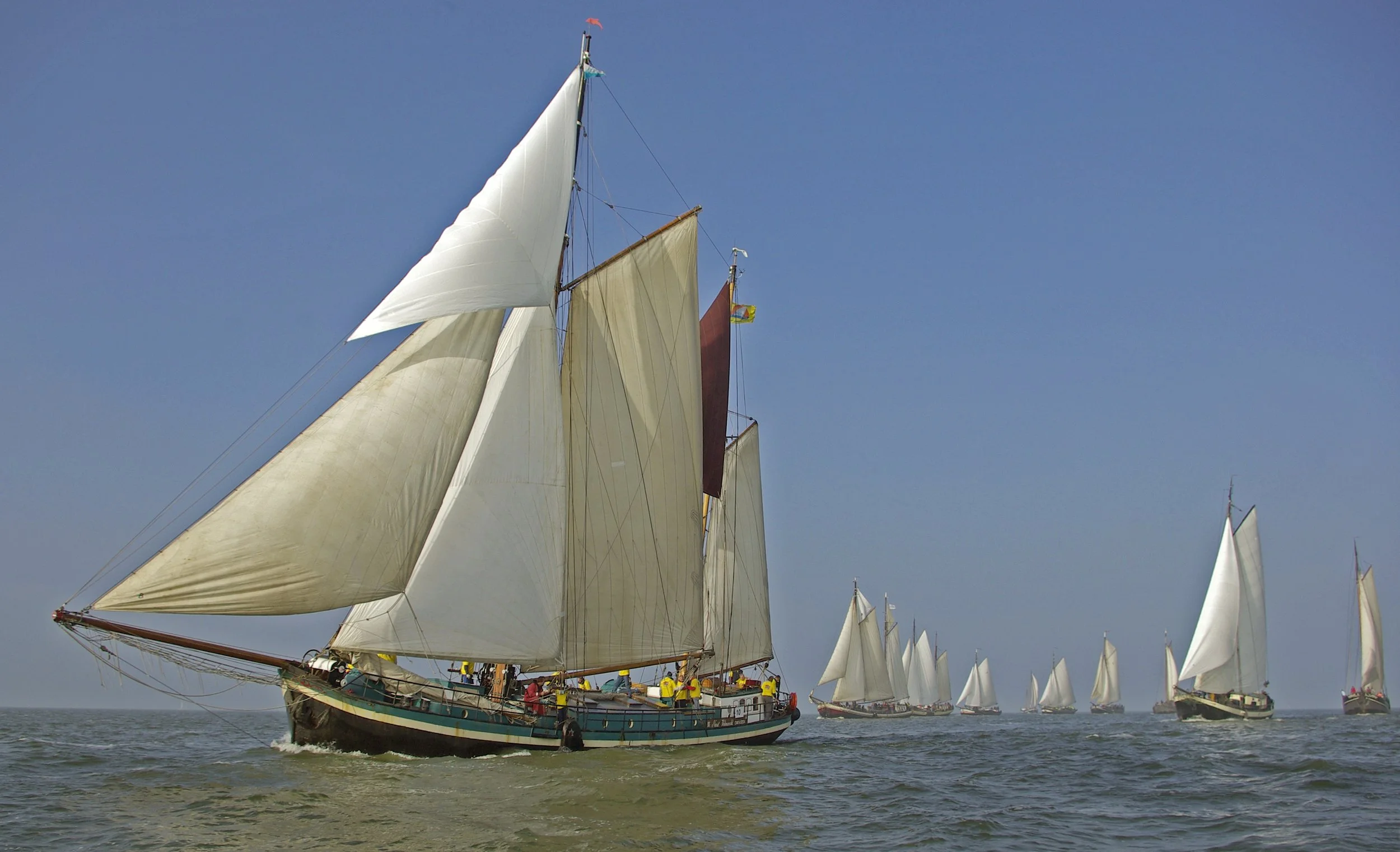 Huur een heel schip