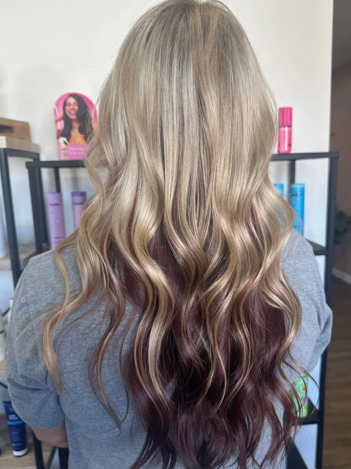 What&rsquo;s not to love? 
🍒🍦🍒

Stylist @hayatkinson57 
Booking link: https://www.vagaro.com/shsgkm