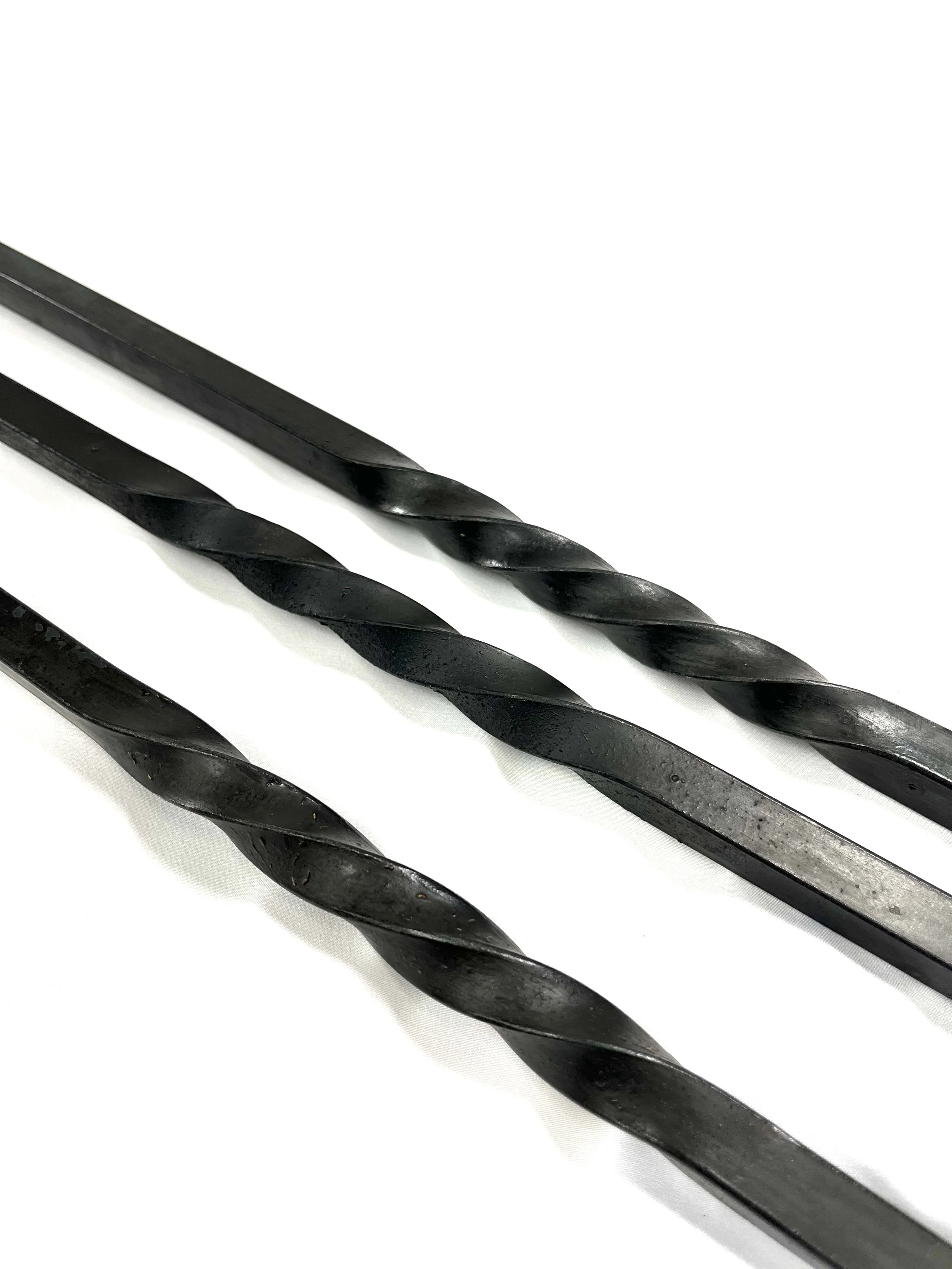 Tripod or Crossbar Cooking Set Detail.JPEG