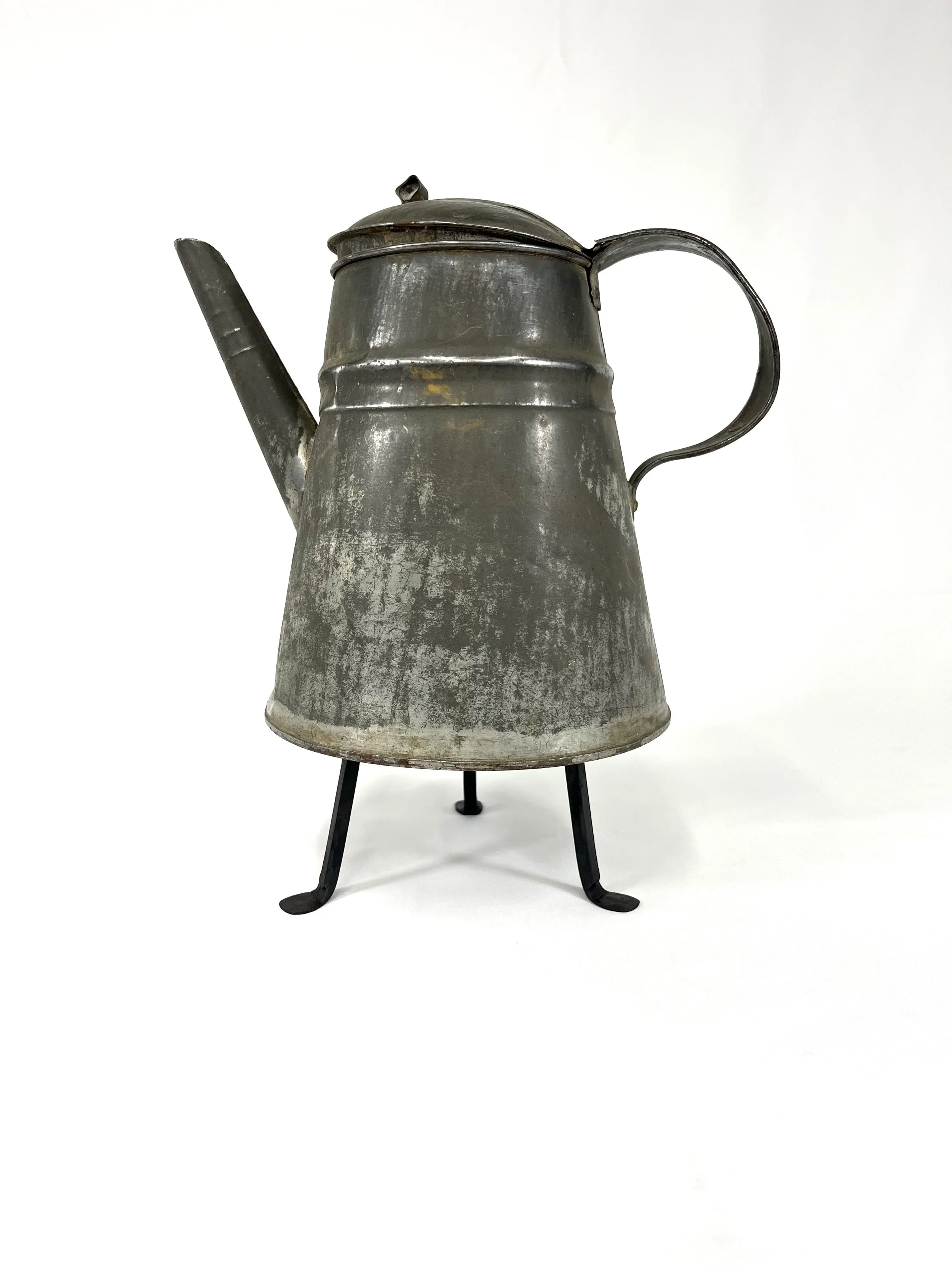 4 Inch Trivet with Pot.JPEG