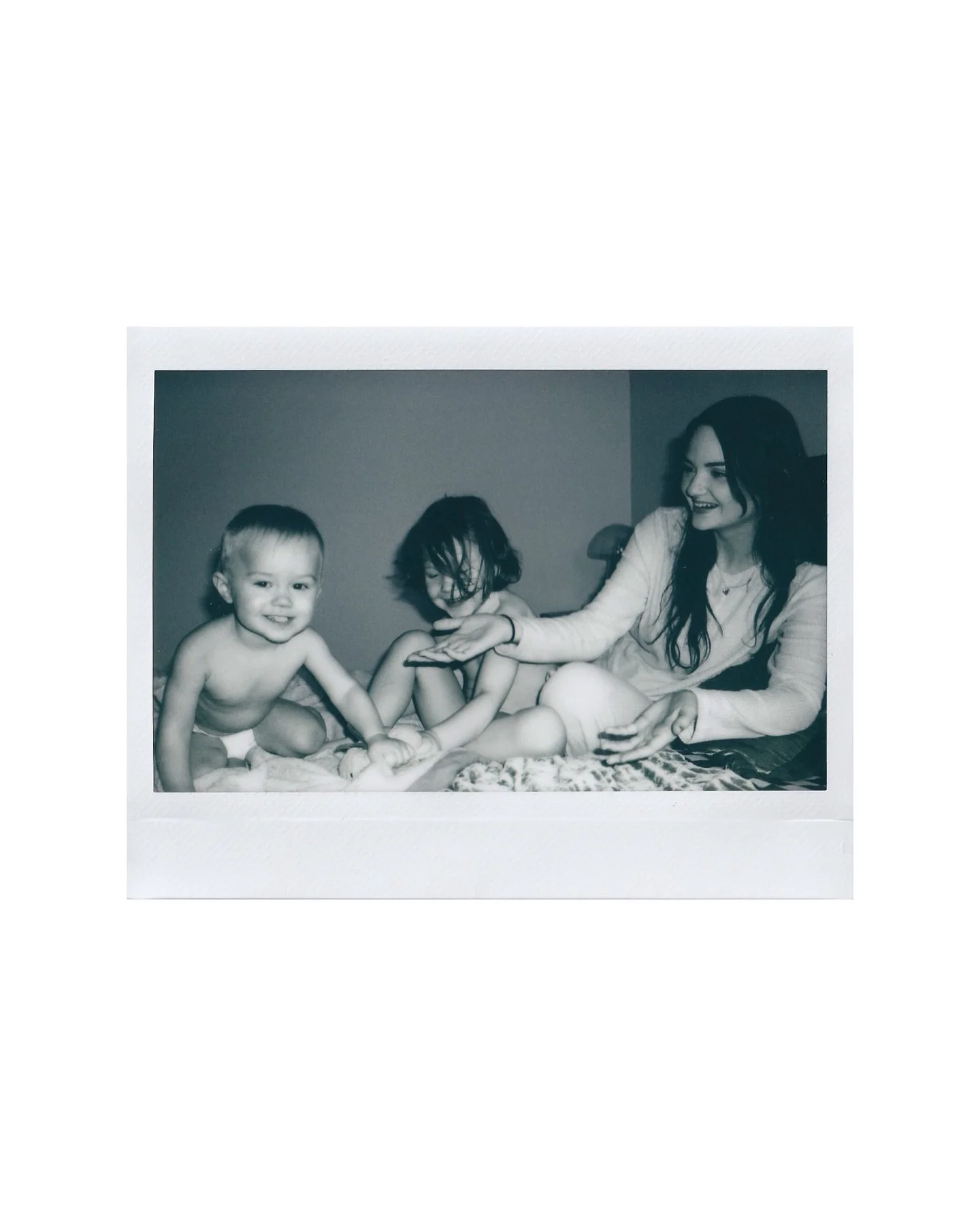 in home motherhood on monochrome instax with the ever wonderful @alyssaleighphotos ❤️ 

more to come on digital, super 8 and 35mm 🎞️