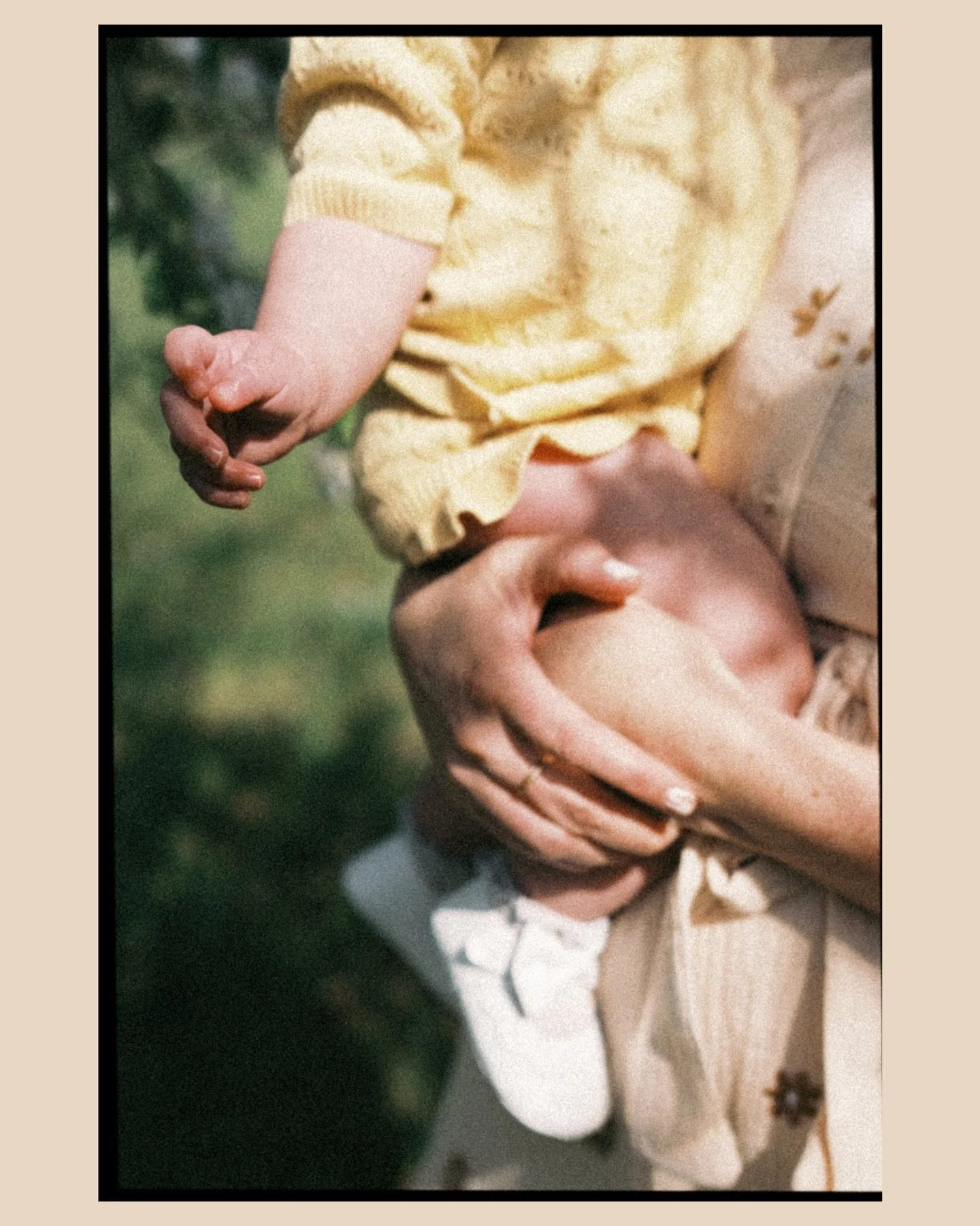 in their backyard with the Danielsen family ❤️

Quad City Family Photography