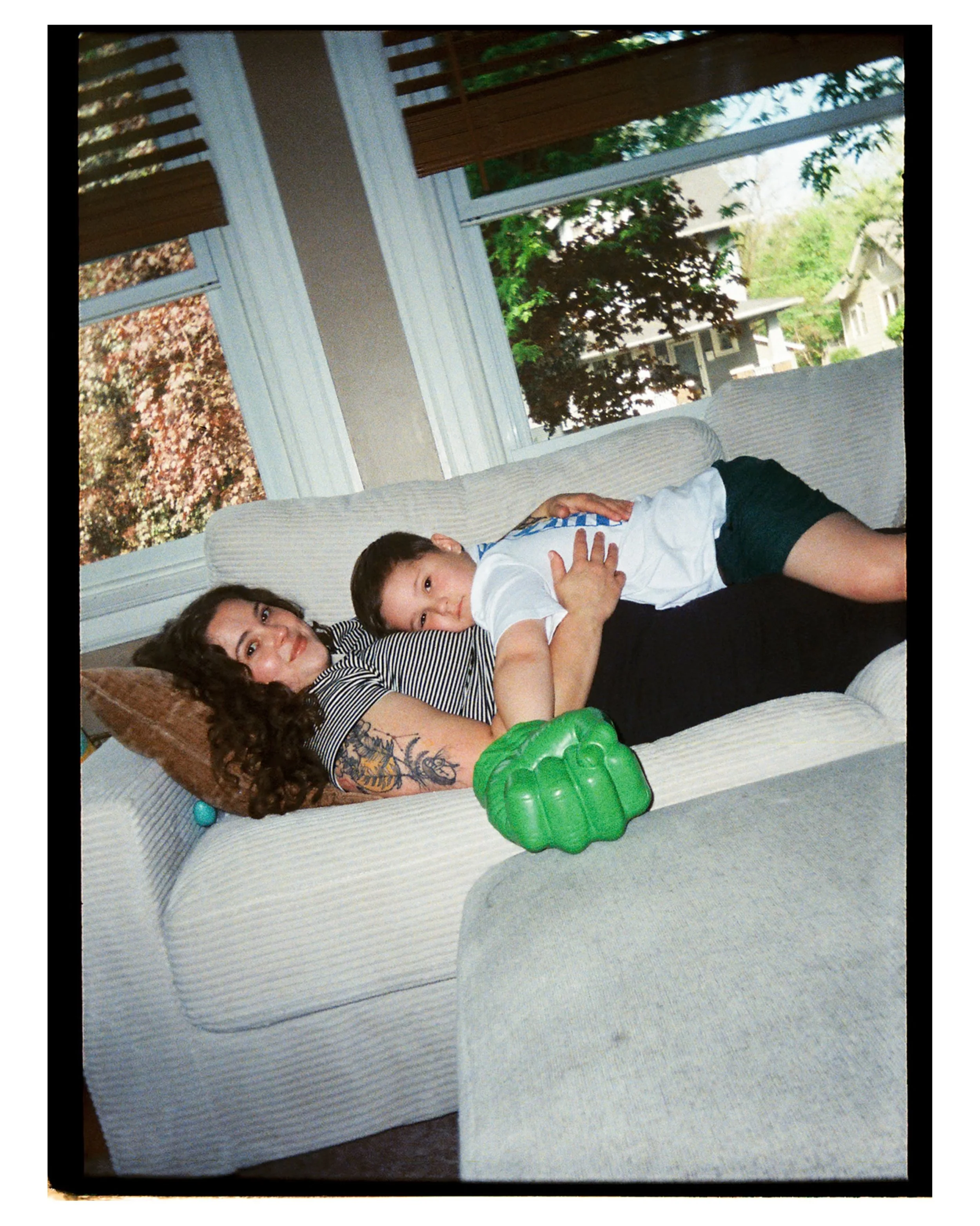 the sweetest motherhood session just spending the morning playing hulk, magnetiles, walking the dog and football in the yard. All 35mm film, super 8 and stills 🎞️ 

Quad city family photographer on digital, film and super 8 video ❤️