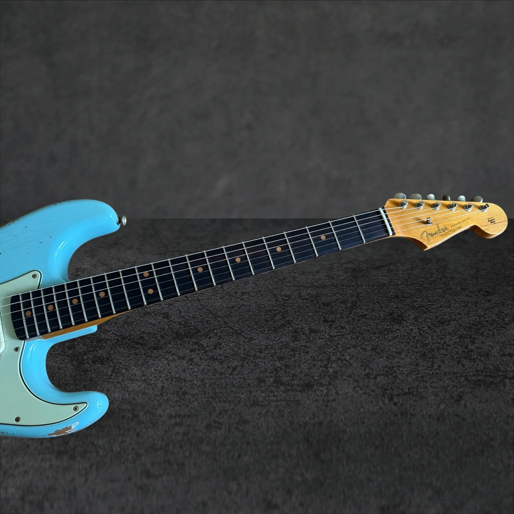 2025 Fender Custom Shop Limited Edition 1964 L-Series Stratocaster Heavy Relic Aged Daphne Blue