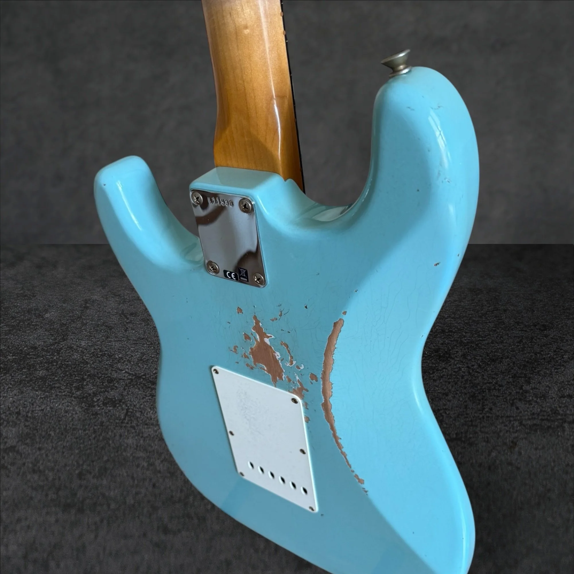 2025 Fender Custom Shop Limited Edition 1964 L-Series Stratocaster Heavy Relic Aged Daphne Blue