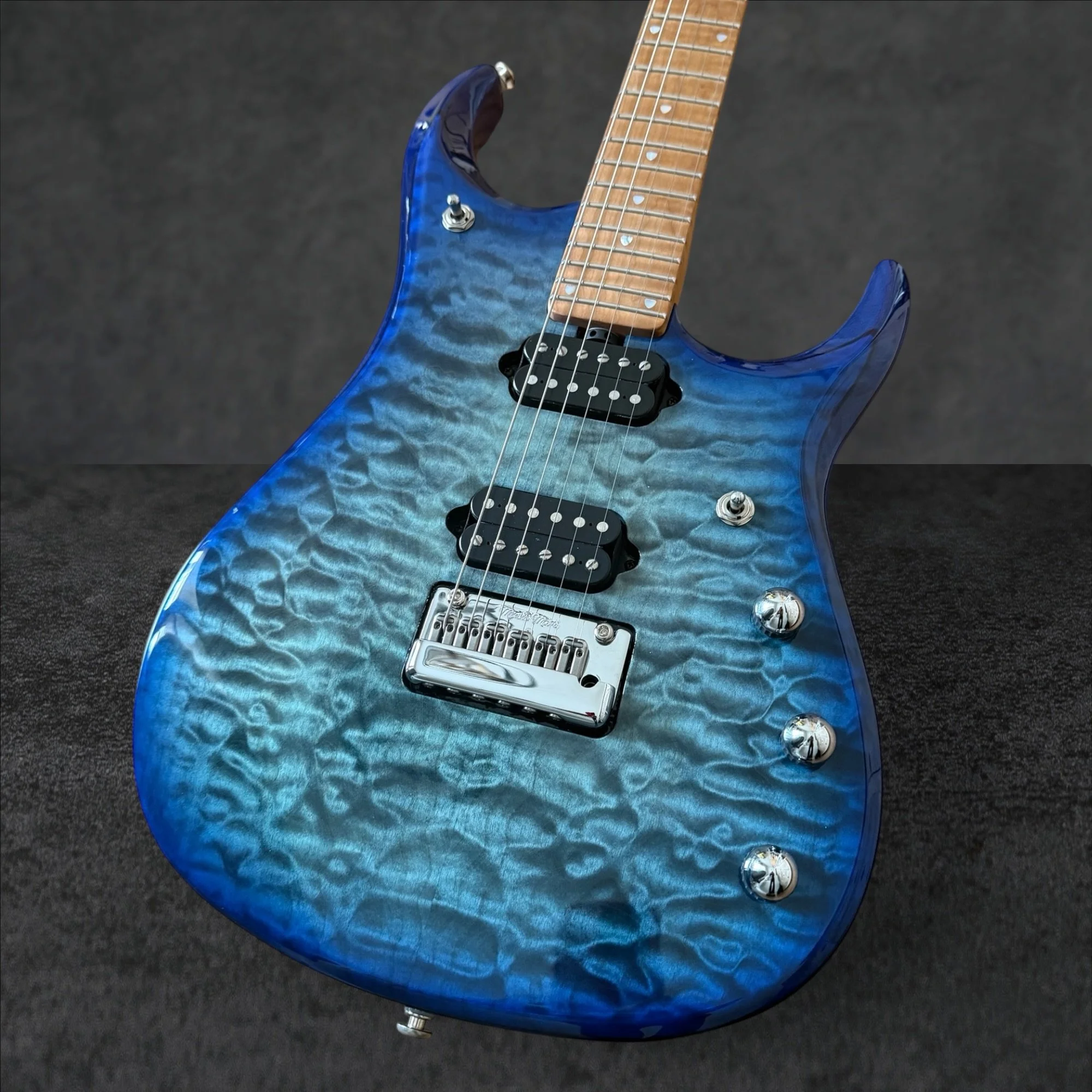 Ernie Ball Music Man BFR John Petrucci Signature JP15 - Cerulean Paradice Quilt