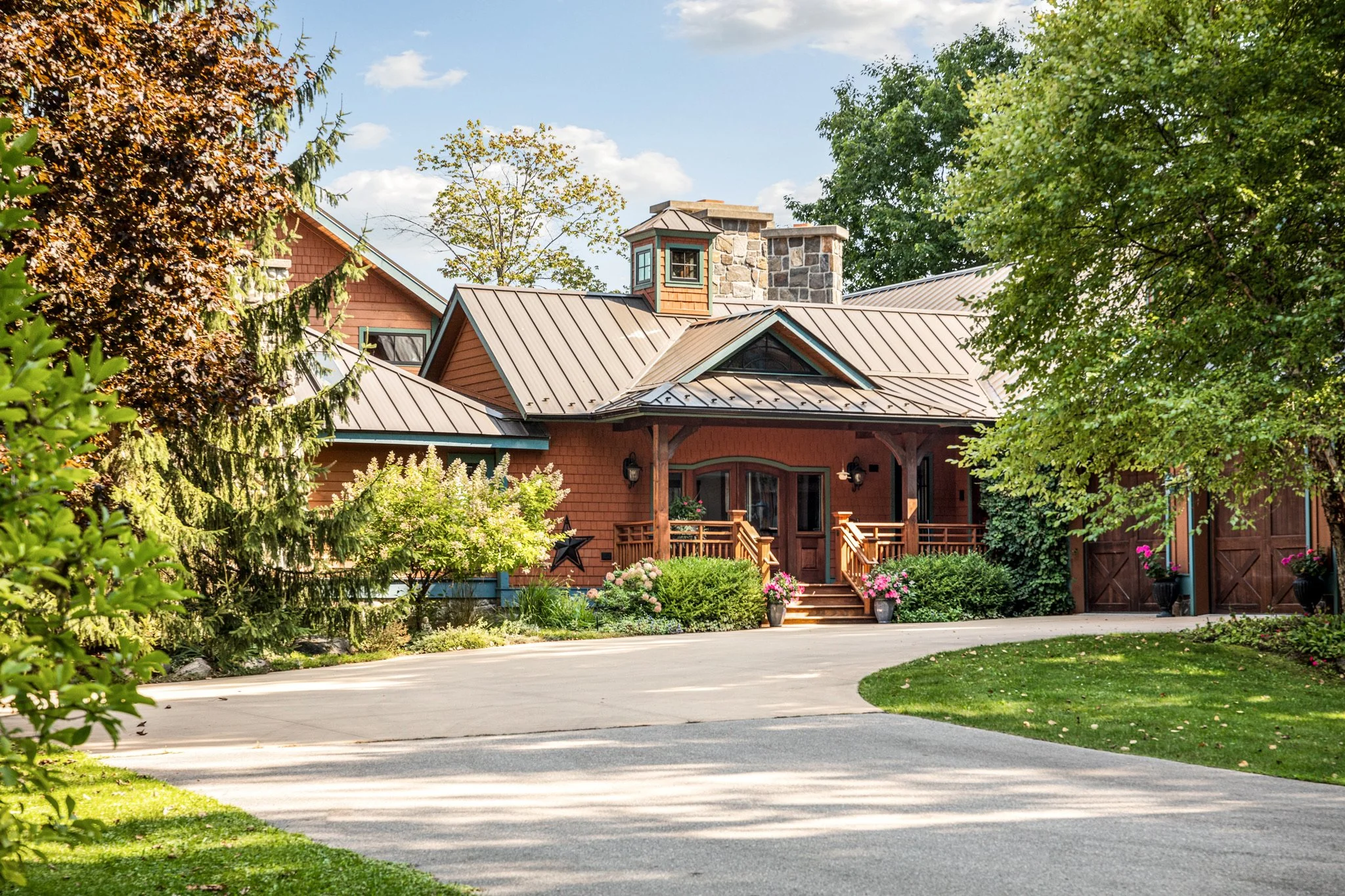 Front of House Entrance.jpg