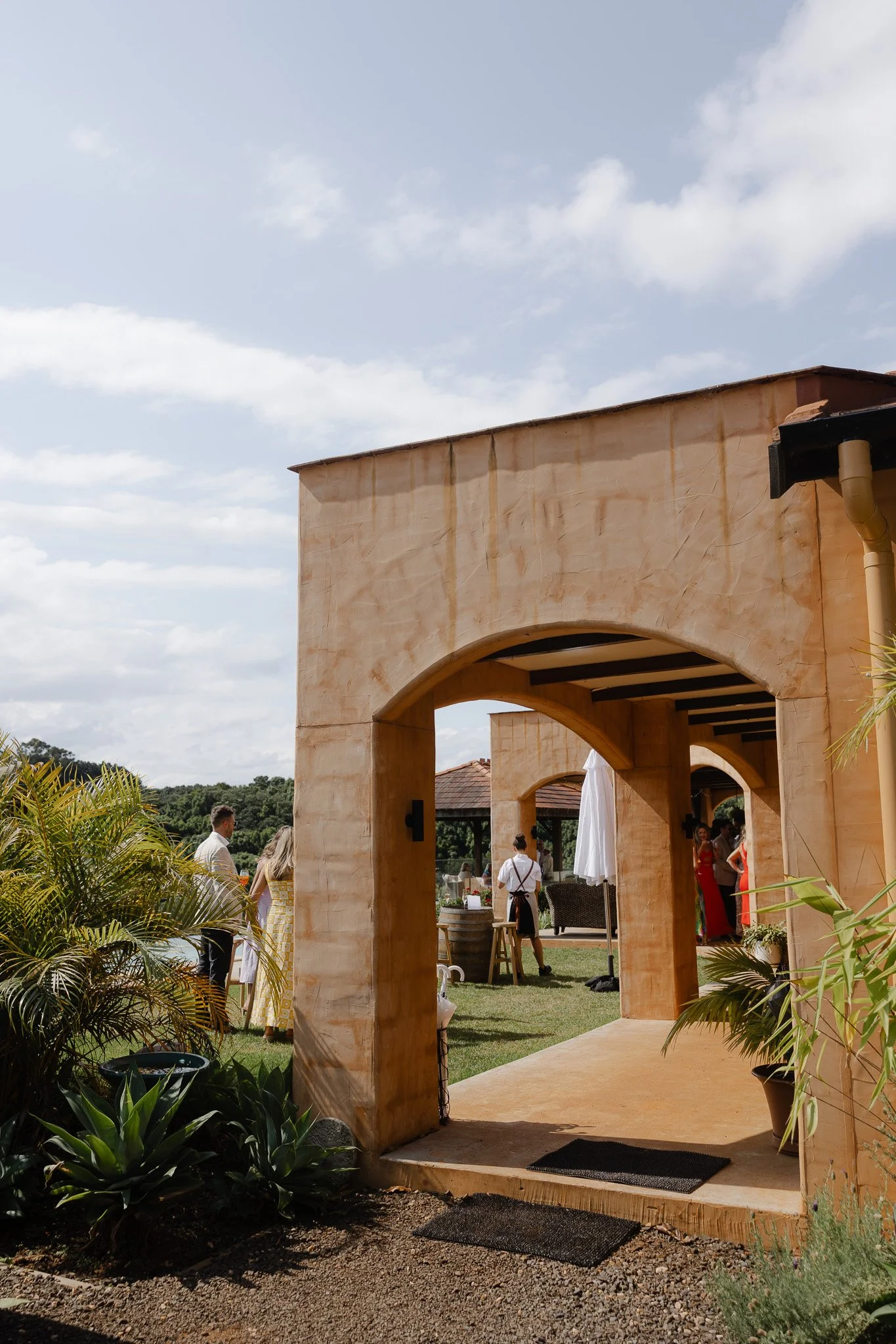 NUTTING-HILL-CLUNES-WEDDING-VENUE-PHOTOS-WEBSIZED-1-2.jpg