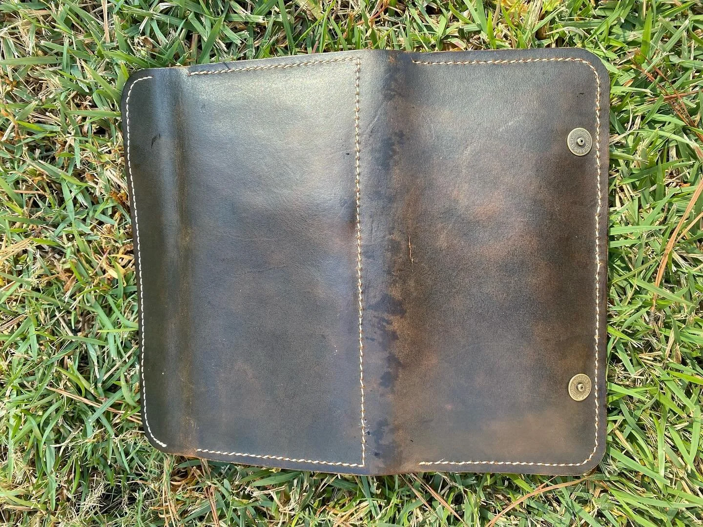 Couple recent projects&hellip;

Bible rebinds/cover
Belts
Custom logo mouse pads
Key fobs
Clutch