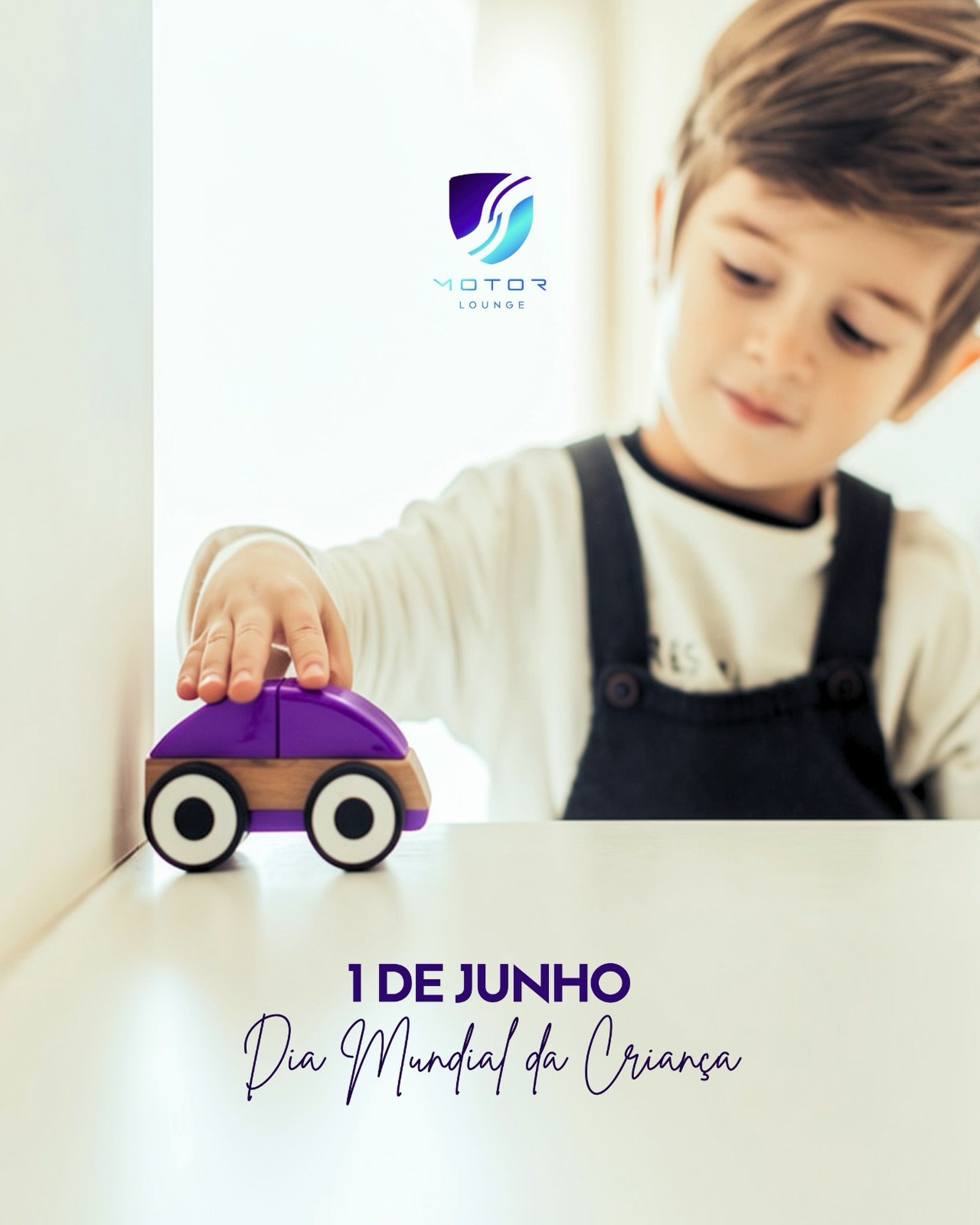 Quem nunca teve um carrinho de brincar e sonhou com o dia em que ia conduzir o de verdade? 🚗✨

Crescemos, o tamanho dos carros mudou, mas a paix&atilde;o e a vontade de ir mais longe continuam exatamente as mesmas. Que nunca percamos a capacidade de