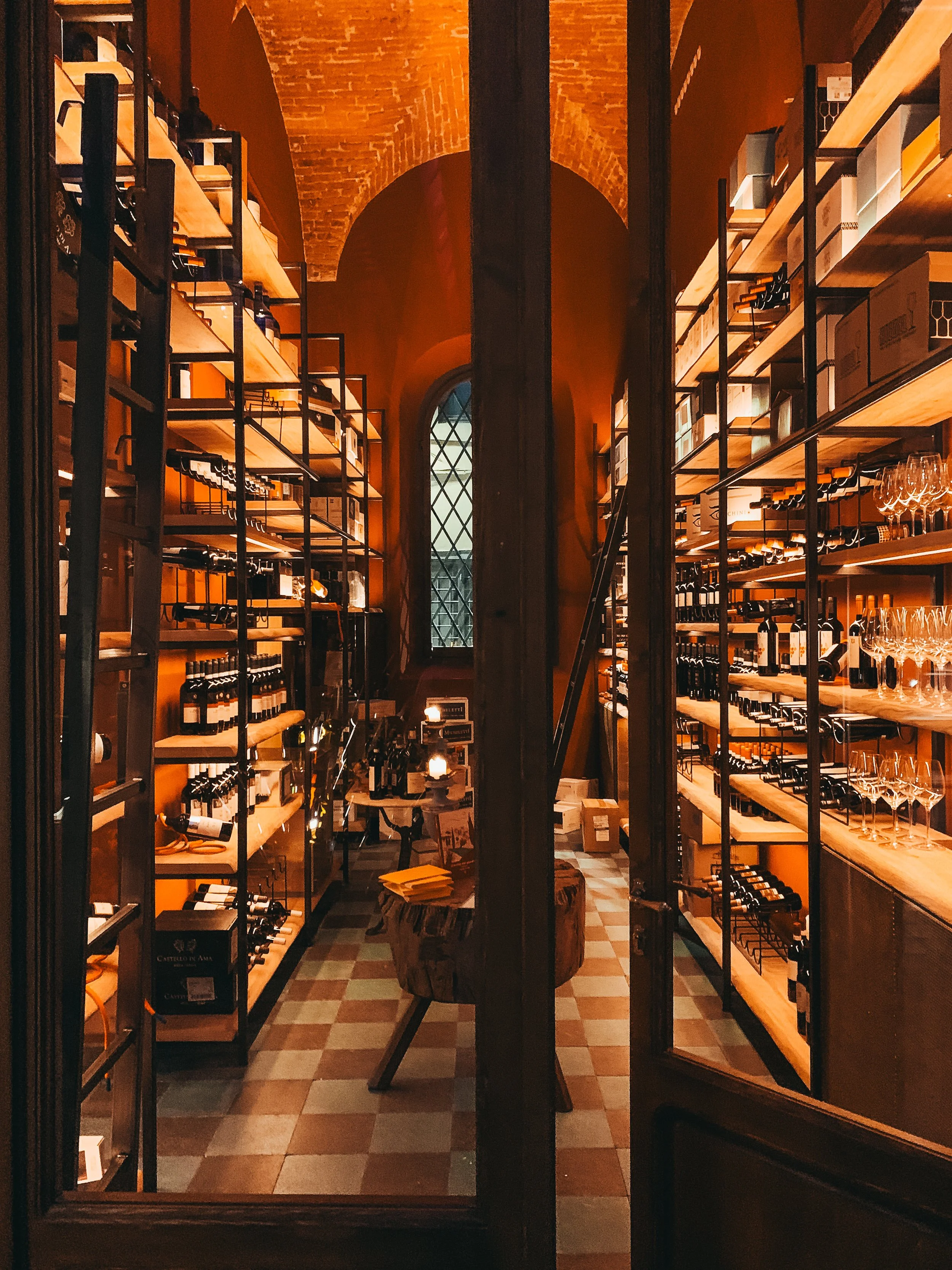 social media marketing for vineyard and wine cellar