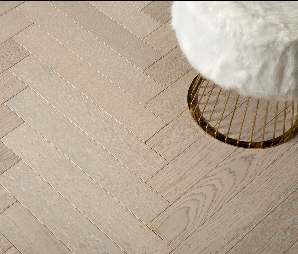 Chevron vs Herringbone Flooring: What’s the Difference?