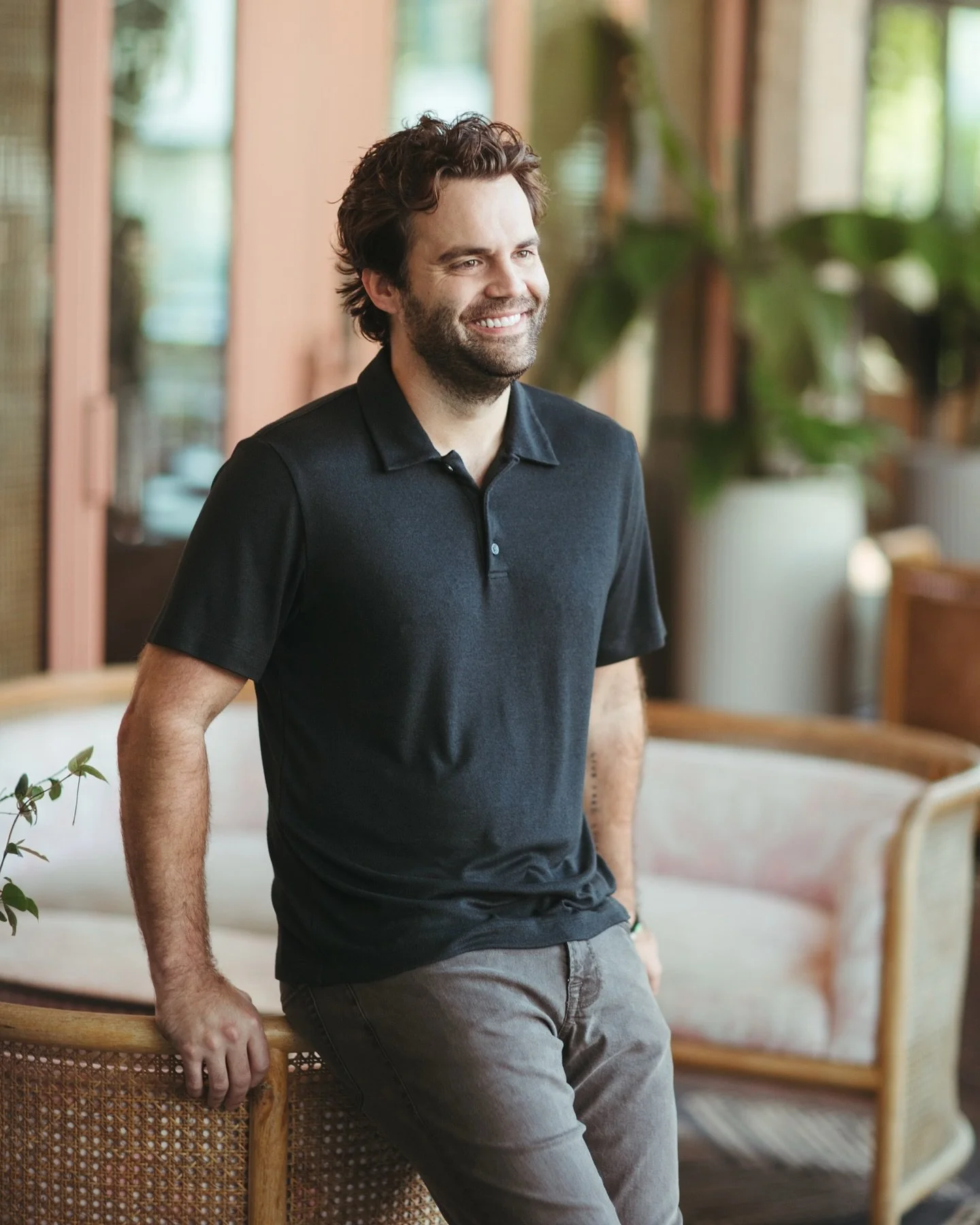 More people are moving away from dating apps and focusing on organic connections, introductions, and matchmaking. The right portraits can double as your digital billboard and be used across your matchmaking profile, LinkedIn, or social media. When so