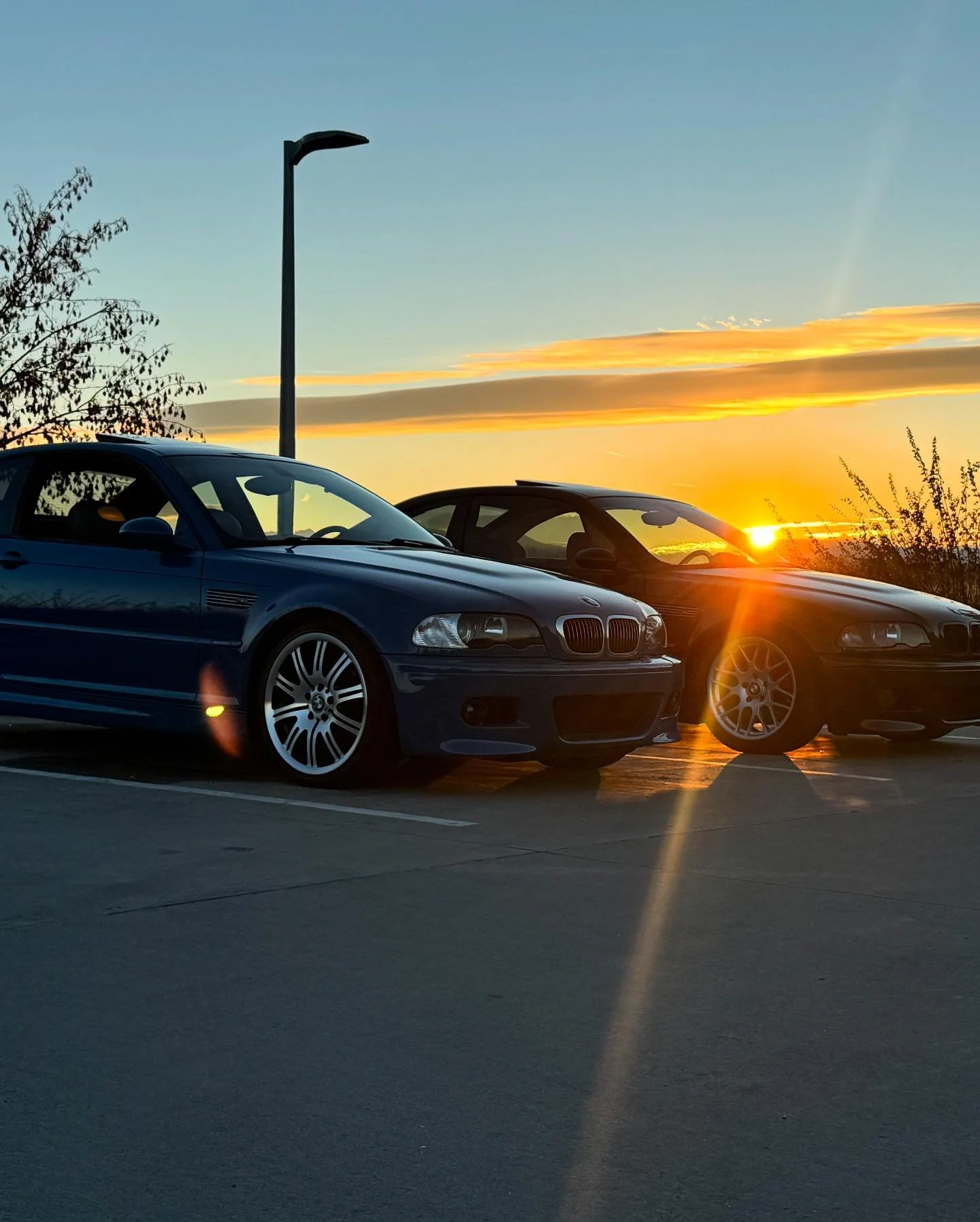 It&rsquo;s been an e46 kind of weekend! New headliners and a few other little touches that make all the difference. Always good to rasp around with another s54! @jschuster123 

#e46m3 #legunasecablue #s54 #raspyexhaust #carsncourses #bmwsundaydrive #