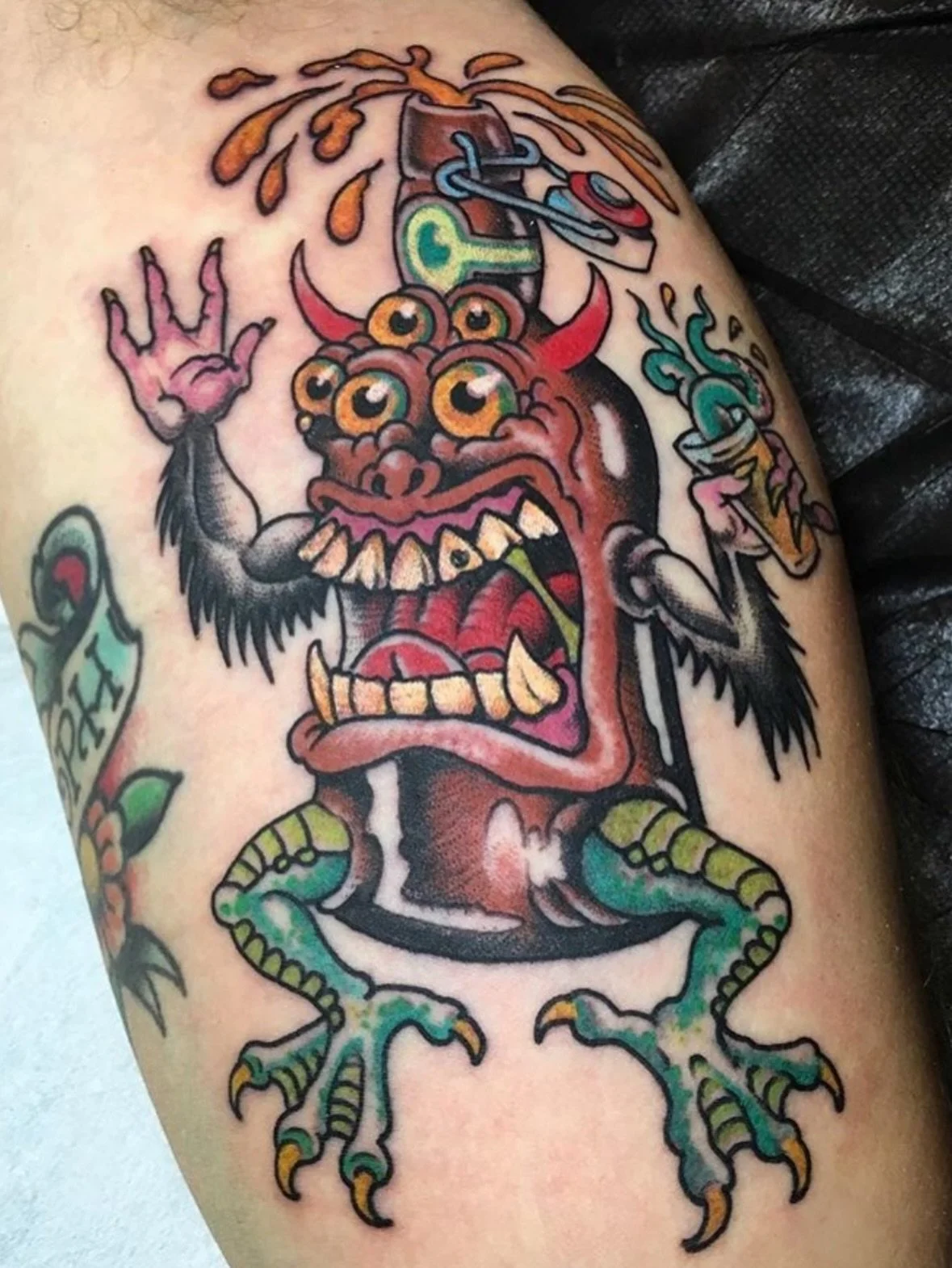 You wanna get weird? LFG!!!💥💦💨All tattoos by the one and only @jeffrassier 
To book in with him ⬇️ pick a way to below
☎️ 415-431-2100
📧 bhtattoosf@gmail.com
🛜 blackhearttattoosf.com
🖤 177 Valencia St, San Francisco