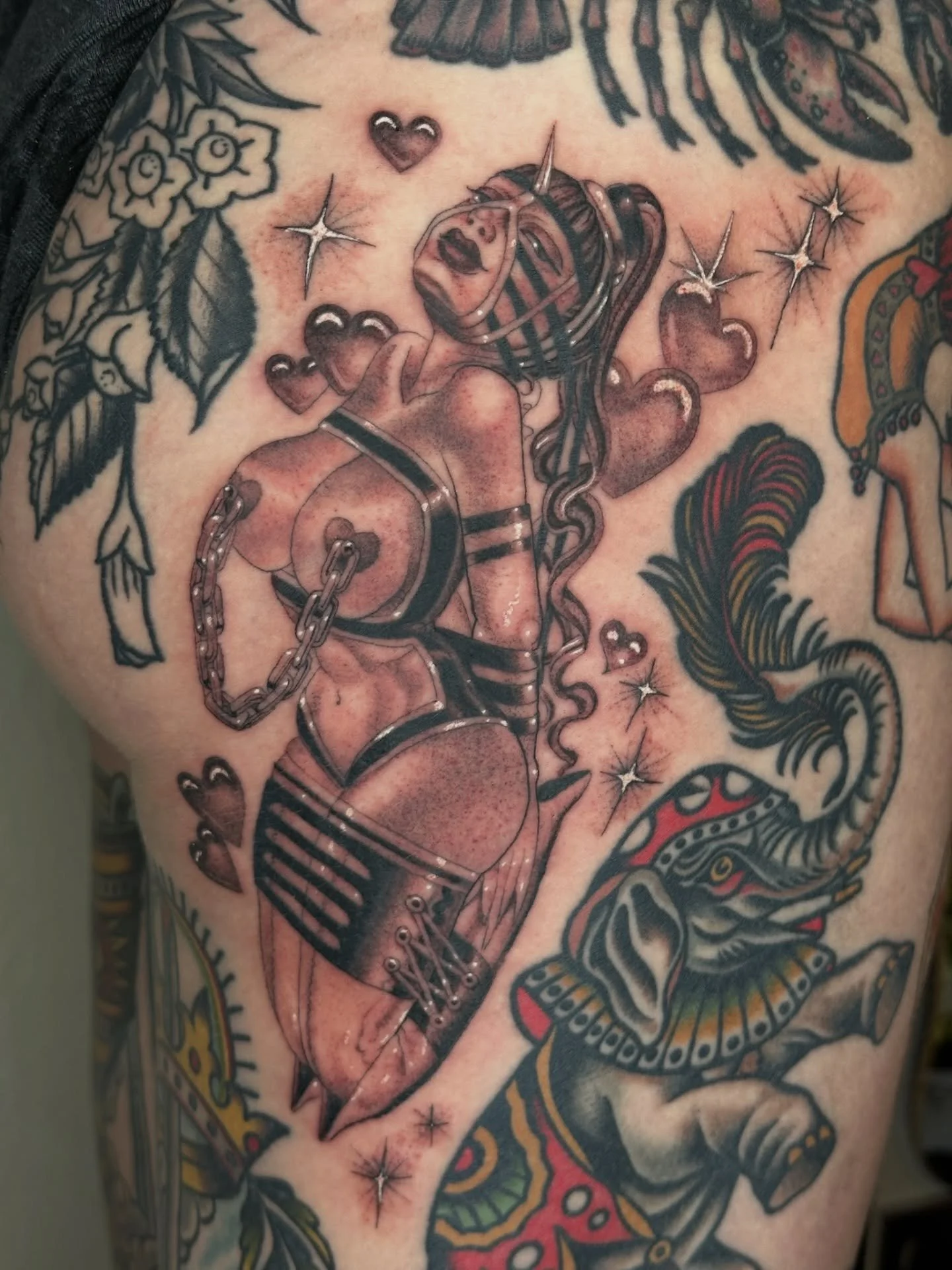 Bunch of ⛓️&zwj;💥baddies✨
 by @mattpardo 
Call: 415-431-2100 or 
Email: pardoappts@gmail.com to get a bad girl of your own.