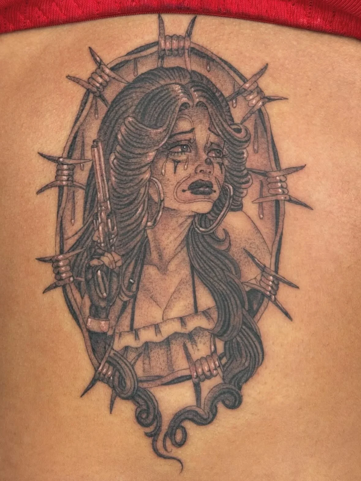 Sad girl ☹️ Bad girl 😏 both by @mattpardo

✨Matt is at Black Heart Tattoo on Mondays and Thursdays.✨

To book in with him email - 
⛓️pardoappts@gmail.com⛓️&zwj;💥