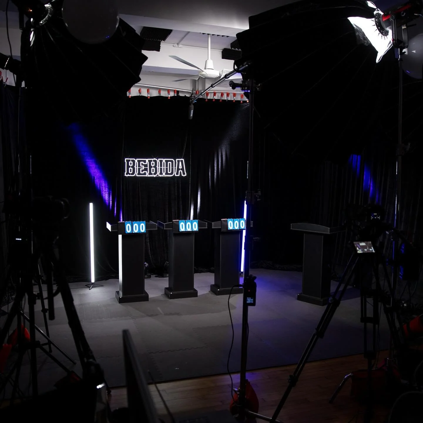 Tailored &amp; Transformed
Watch us switch up our studio for any vibe&mdash;whether it&rsquo;s a shoot or a @bebida.tailgate game show.
Let us transform our space to fit you and your vision.