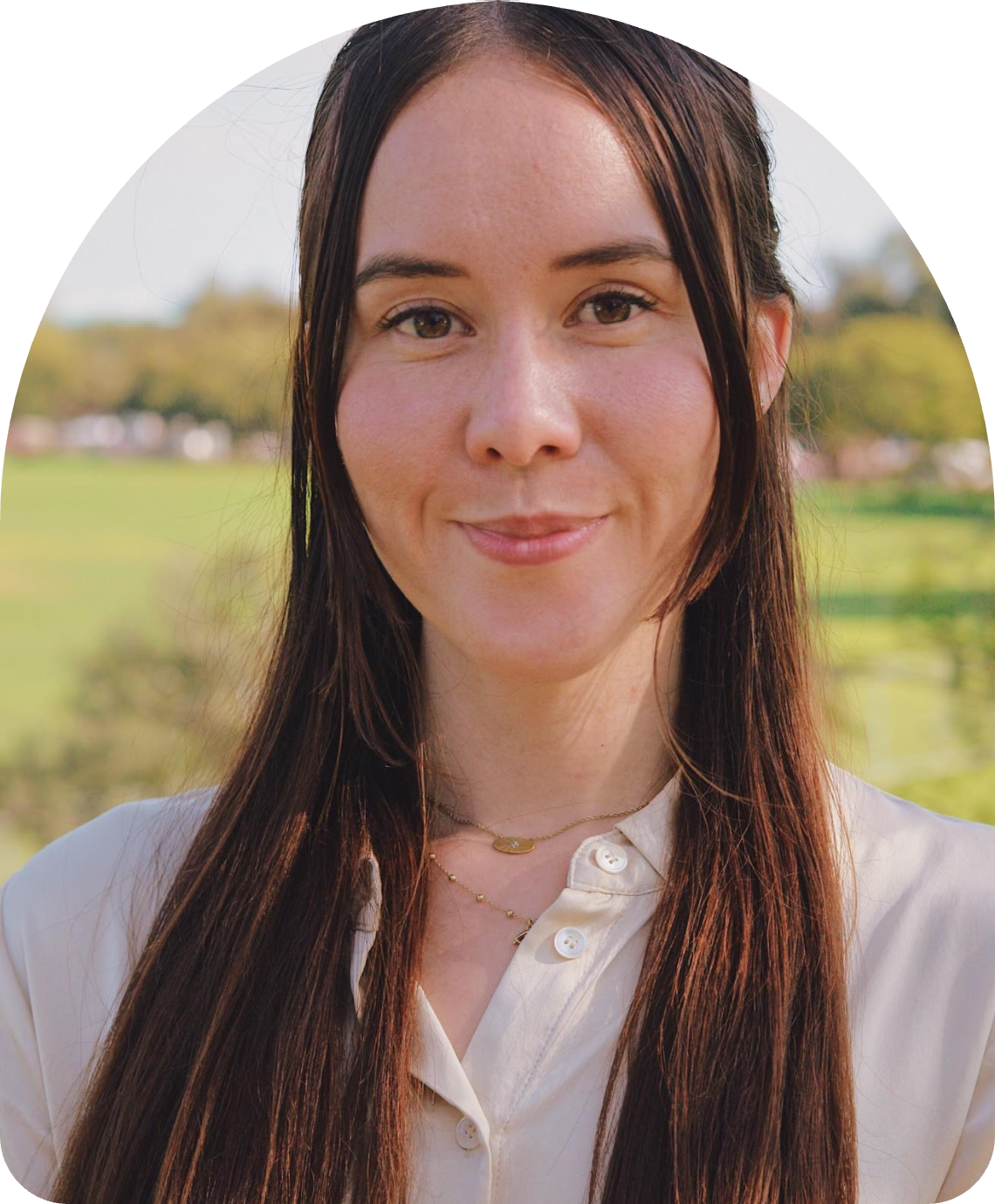Julia Berg, LPC-Associate, trauma and C-PTSD therapist in Austin, Texas