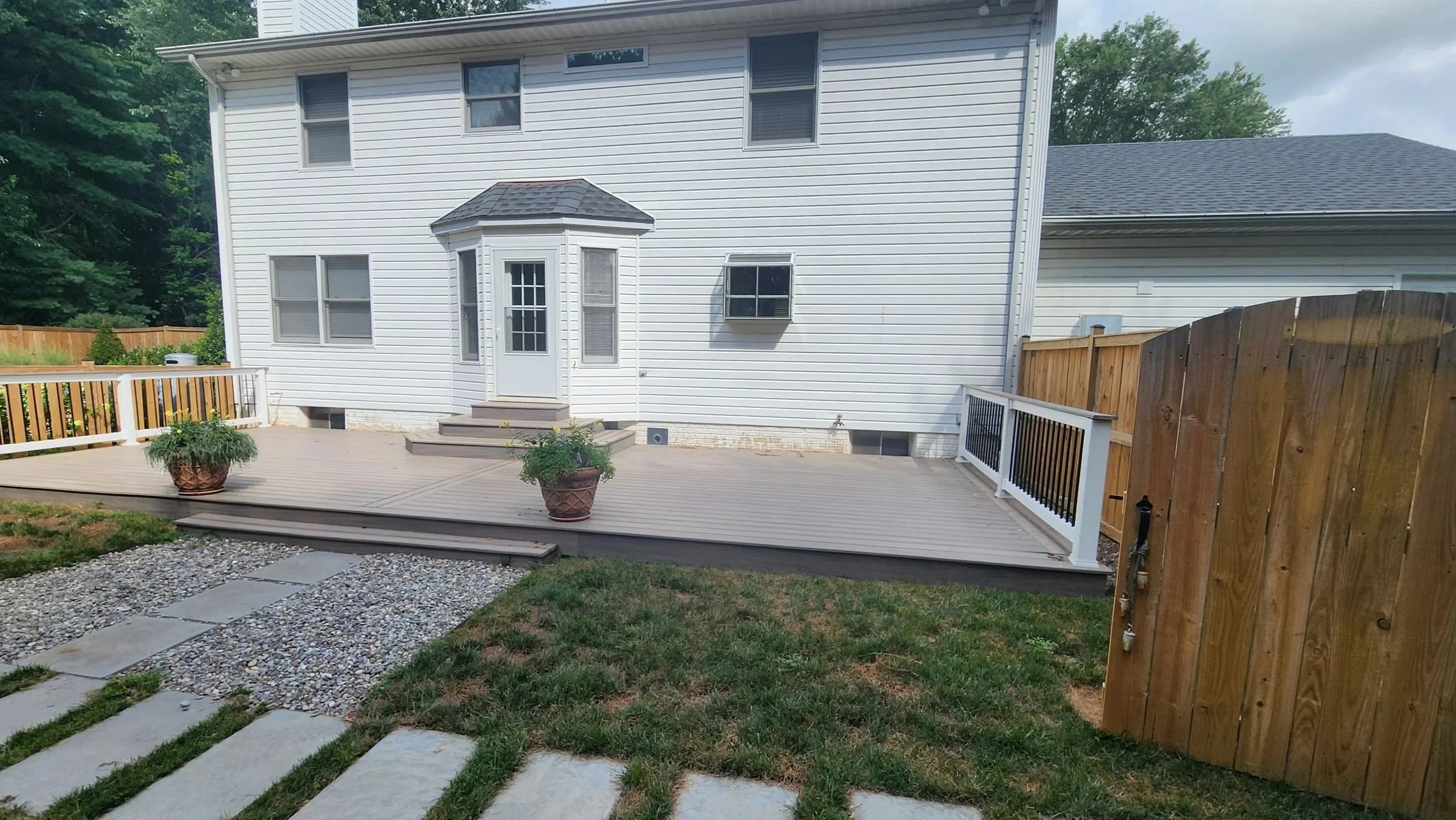 Deck v. Patio: Which Is Right for Your Northern Virginia Backyard?