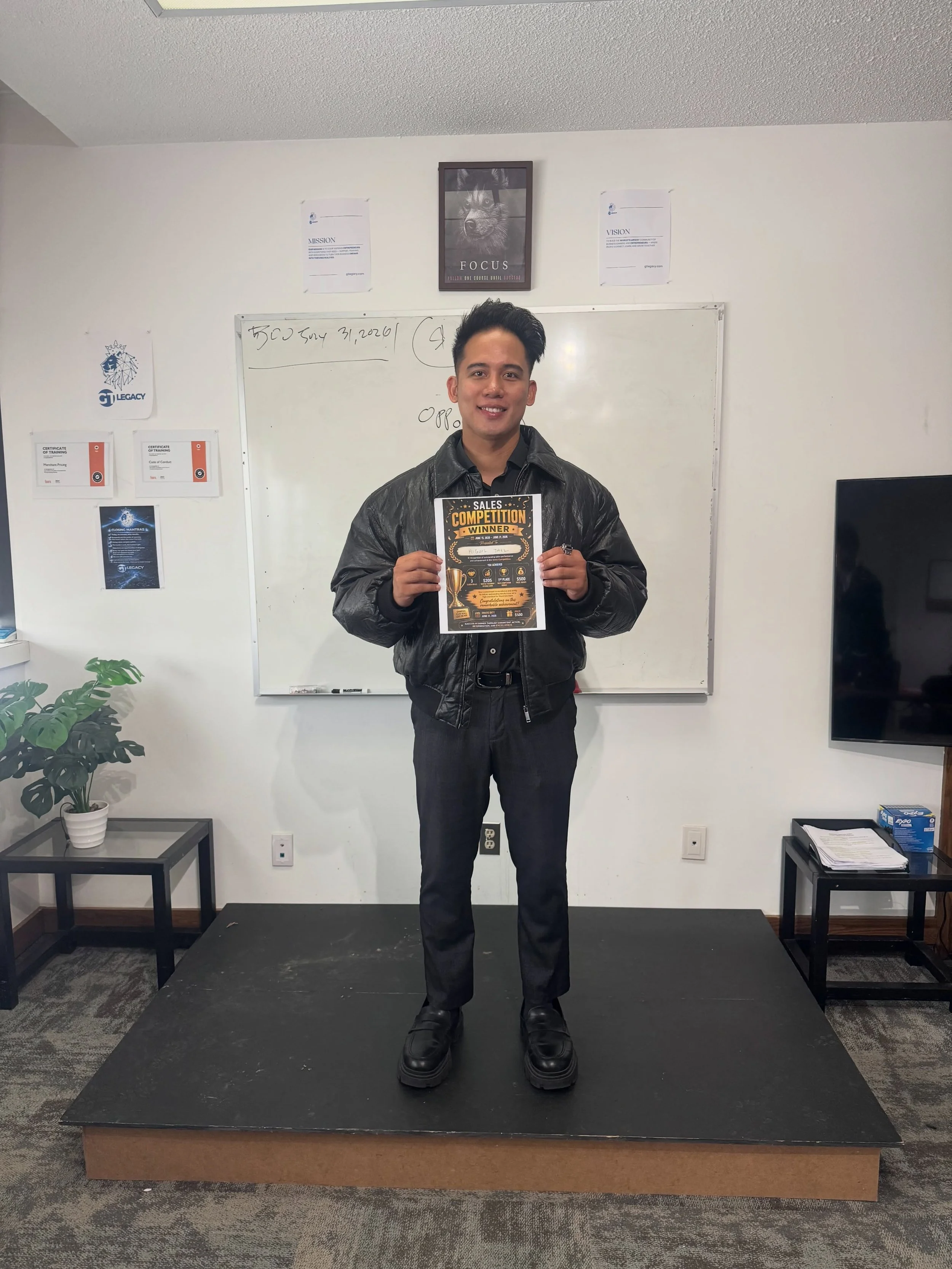 Congratulations Mr Miguel &ldquo;Mr. On the spot&rdquo;. 
For winning the $500 bonus for the last competition. Proud of your progress. 
If you are someone who loves to get paid when you work hard DM us &ldquo;INCOME&rdquo; to know more