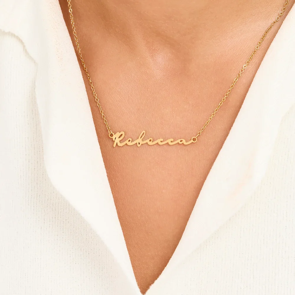 Signature_Name_Necklace_DETAIL_2.jpg.webp