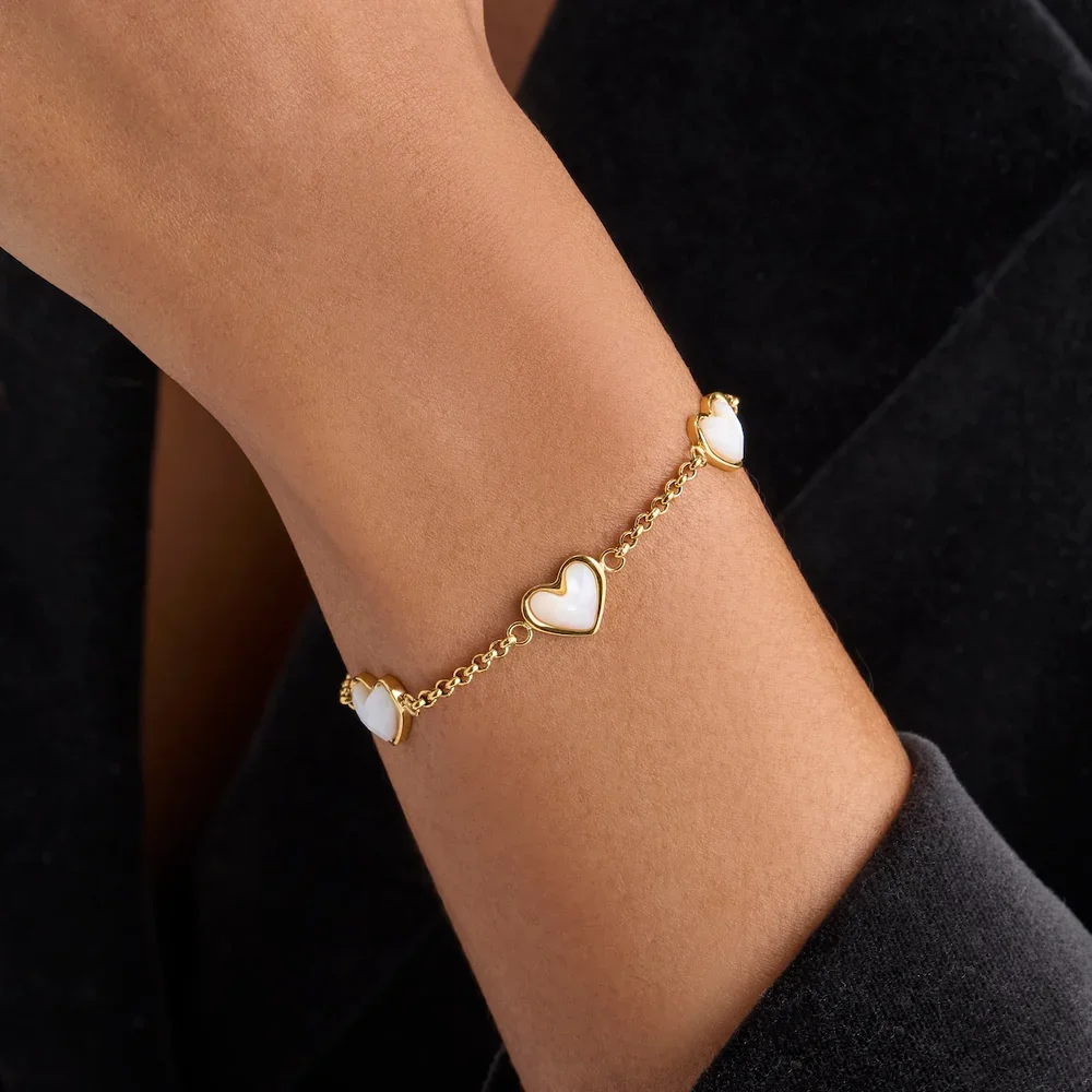 White_Quartz_Multi_Heart_Bracelet_Gold_DETAIL.jpg.webp