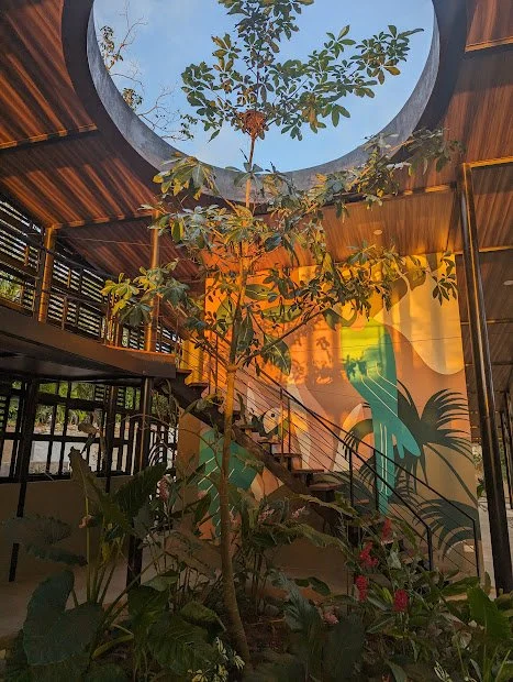 Beautiful main entrance at Selvatica