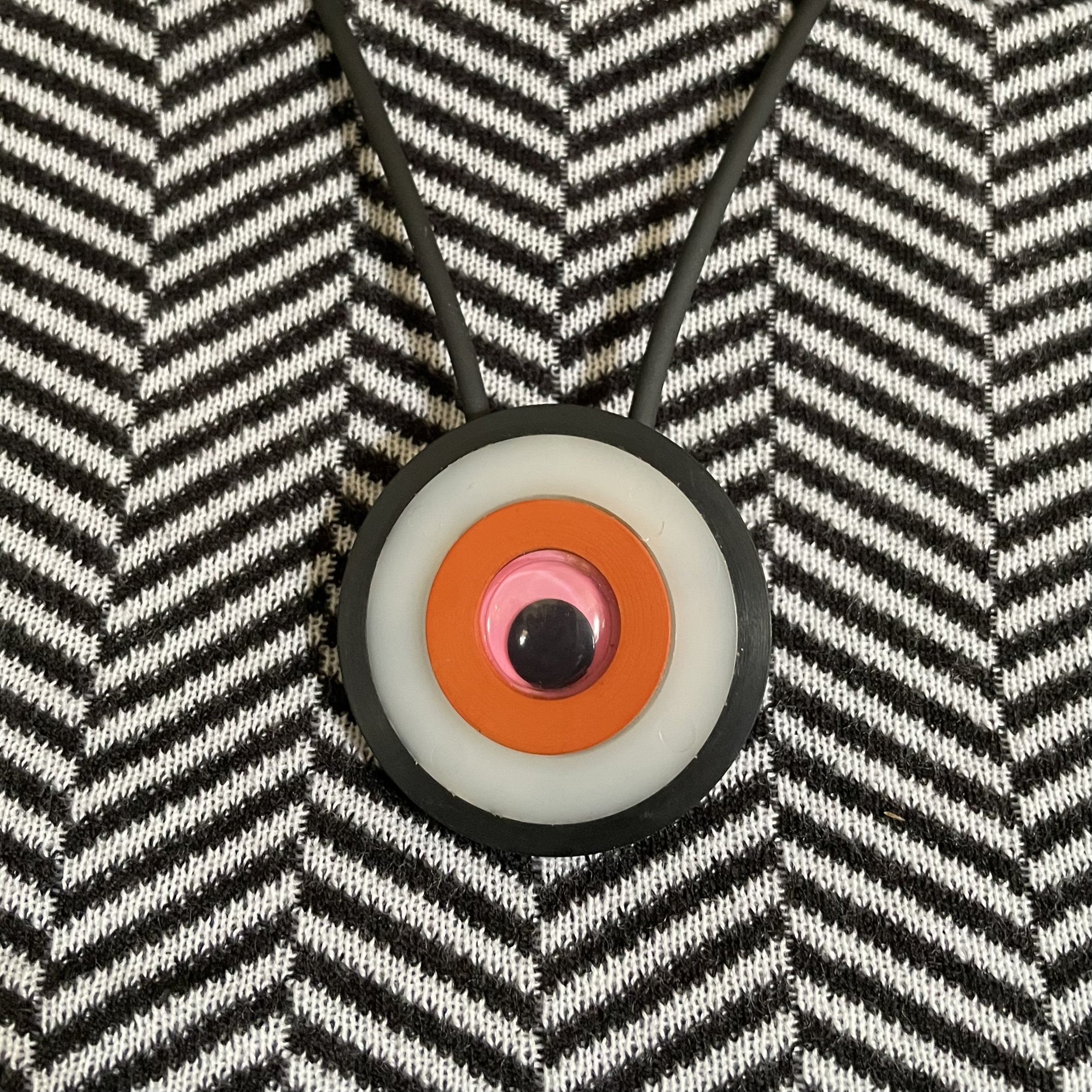 google pendant 4