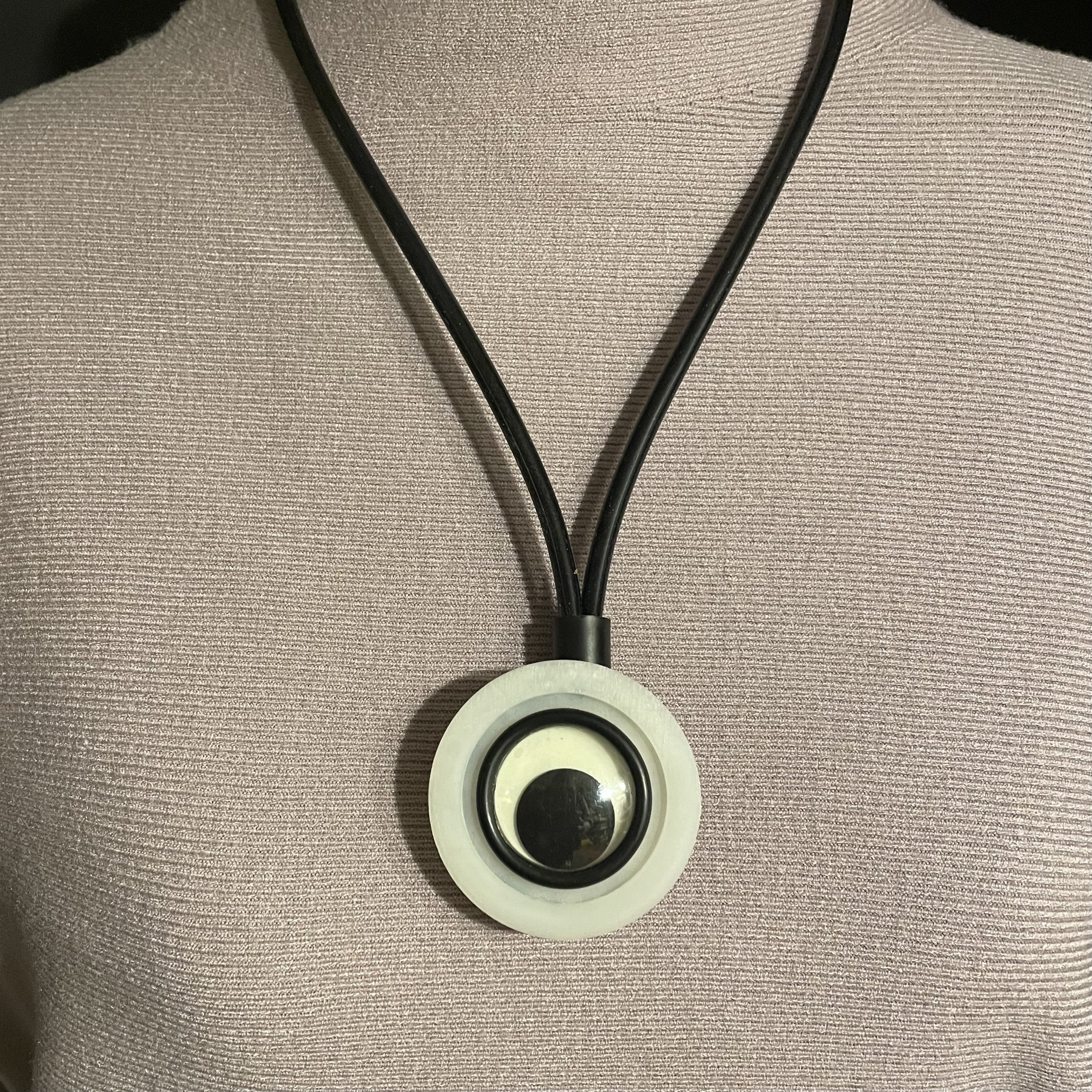google pendant 7