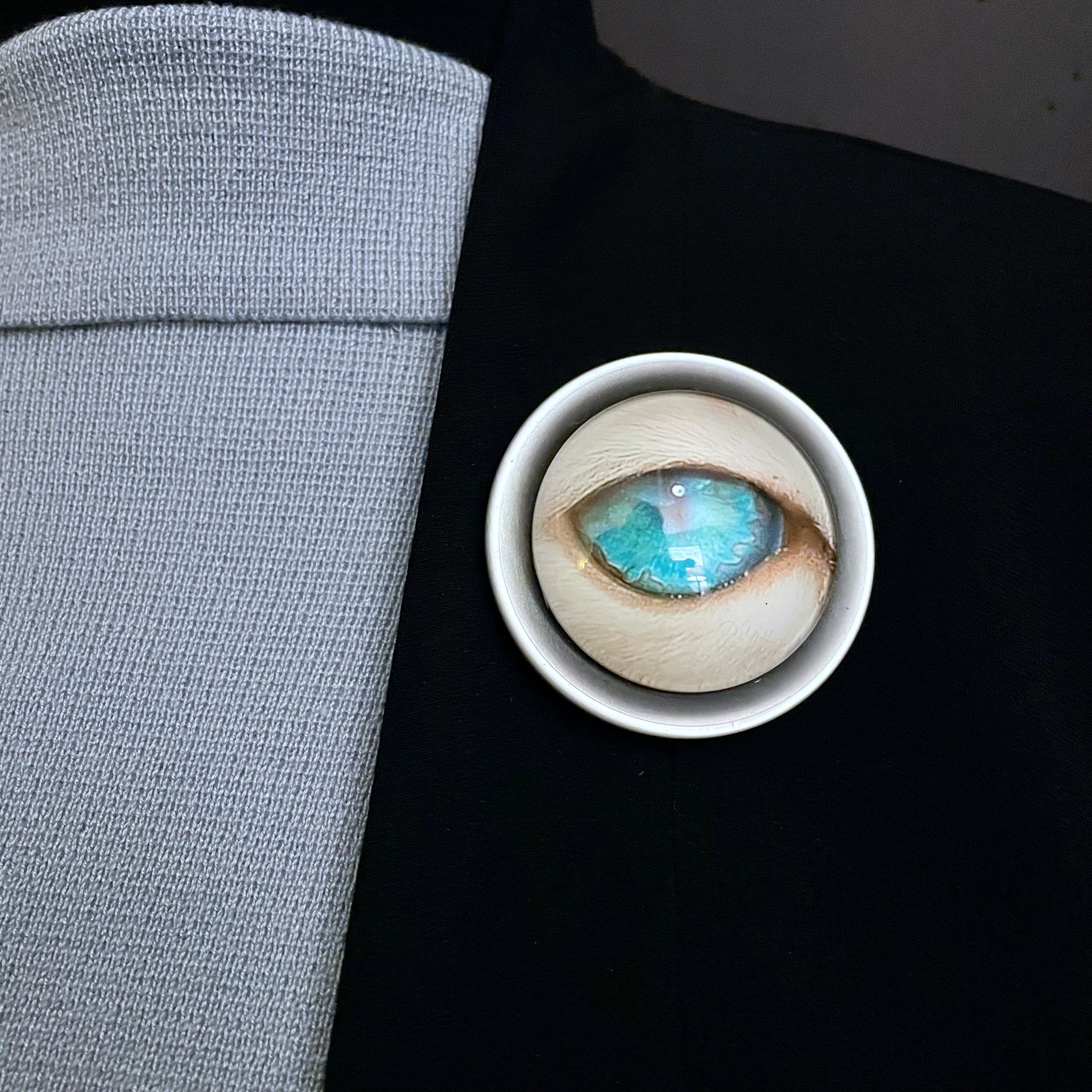 spirit brooch 8