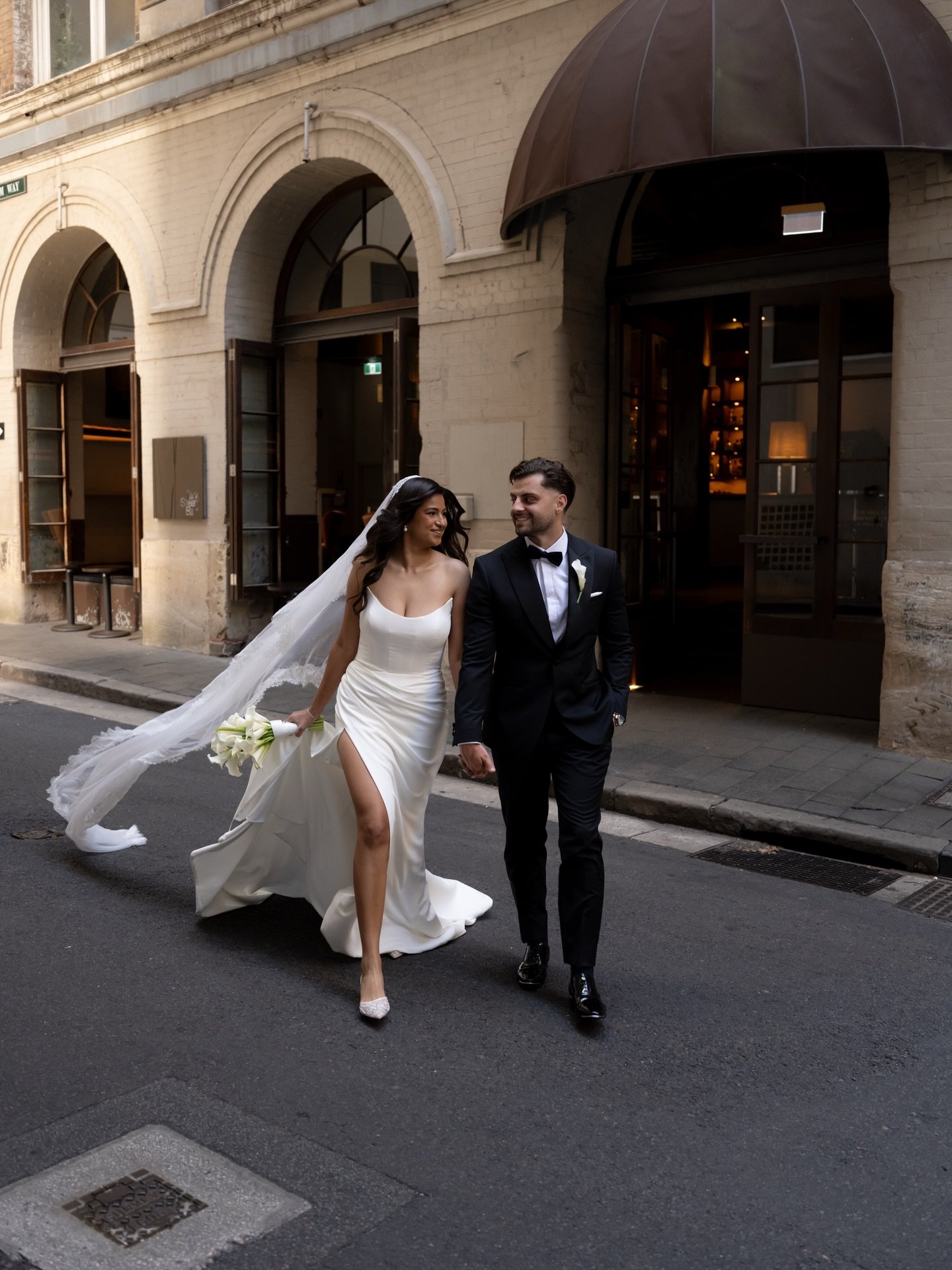Our favourites from Jade &amp; Justin&rsquo;s special day 🤍

&mdash;

@romantikafloralandeventstyling 
@dlmemorybooth 
@bespokeweddingcarhire 
@oliviaangelicahair 
@claudiaciccobeauty
@stgeorgesailingclub
@ricojordan_
@cakesbysusanna