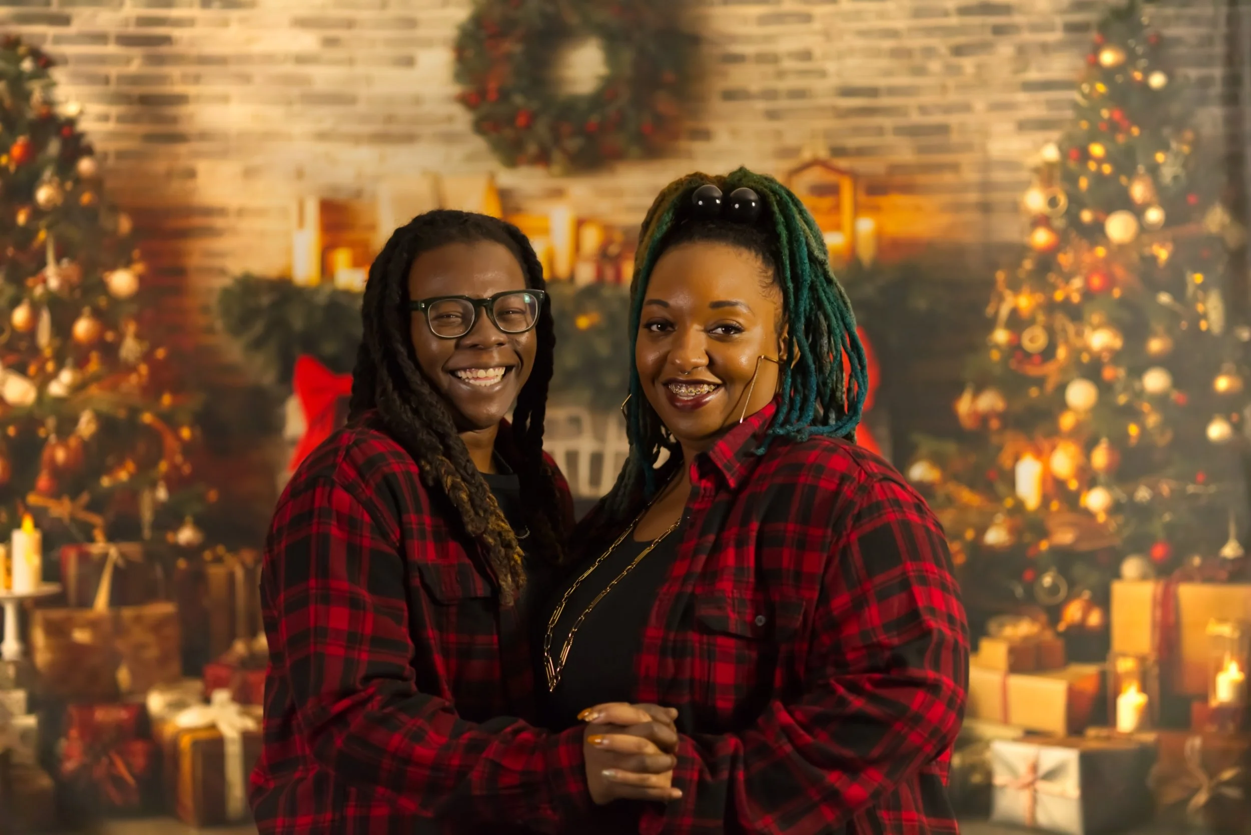 christmas backdrop close portrait.jpg