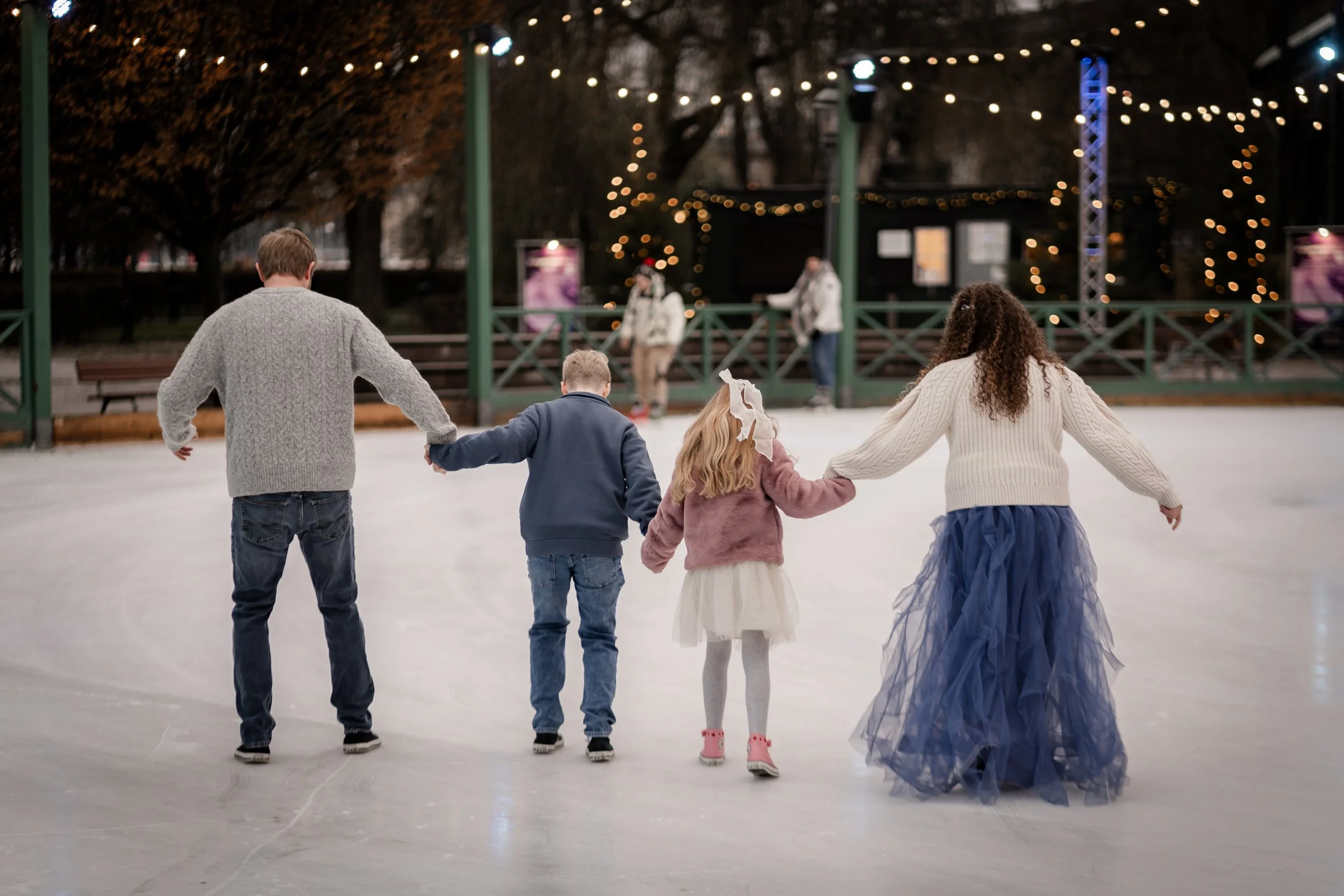 Kimmies Stockholm Family Portrait_Nordic Tales Photography 2025-20.jpg