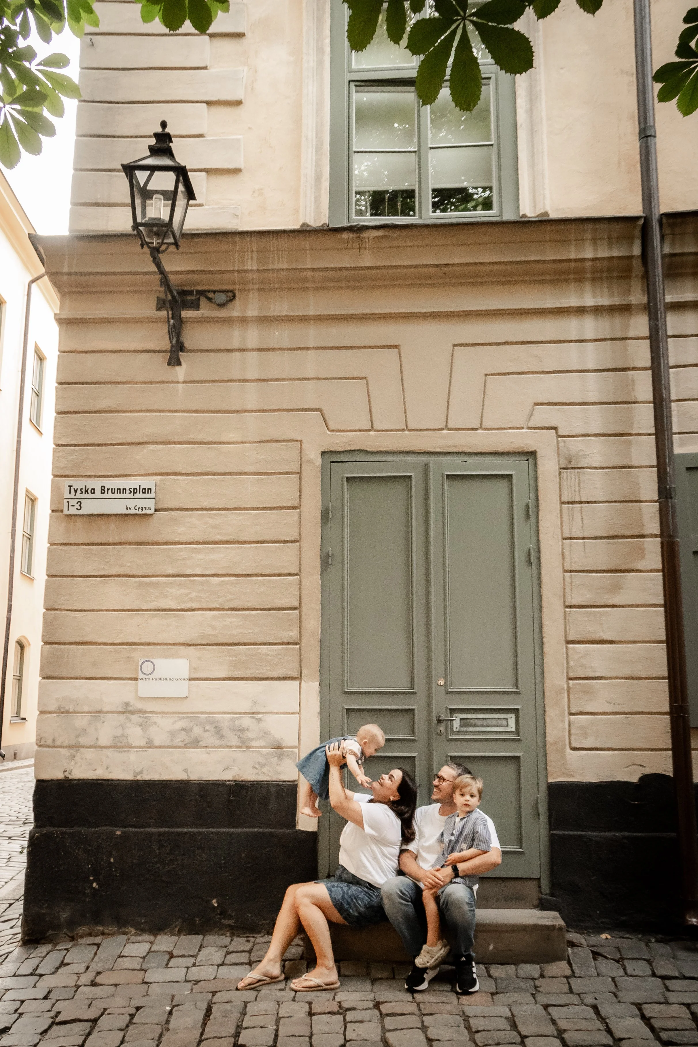 Matilda's Family Portrait_Nordic Tales Photography 2025-14.jpg