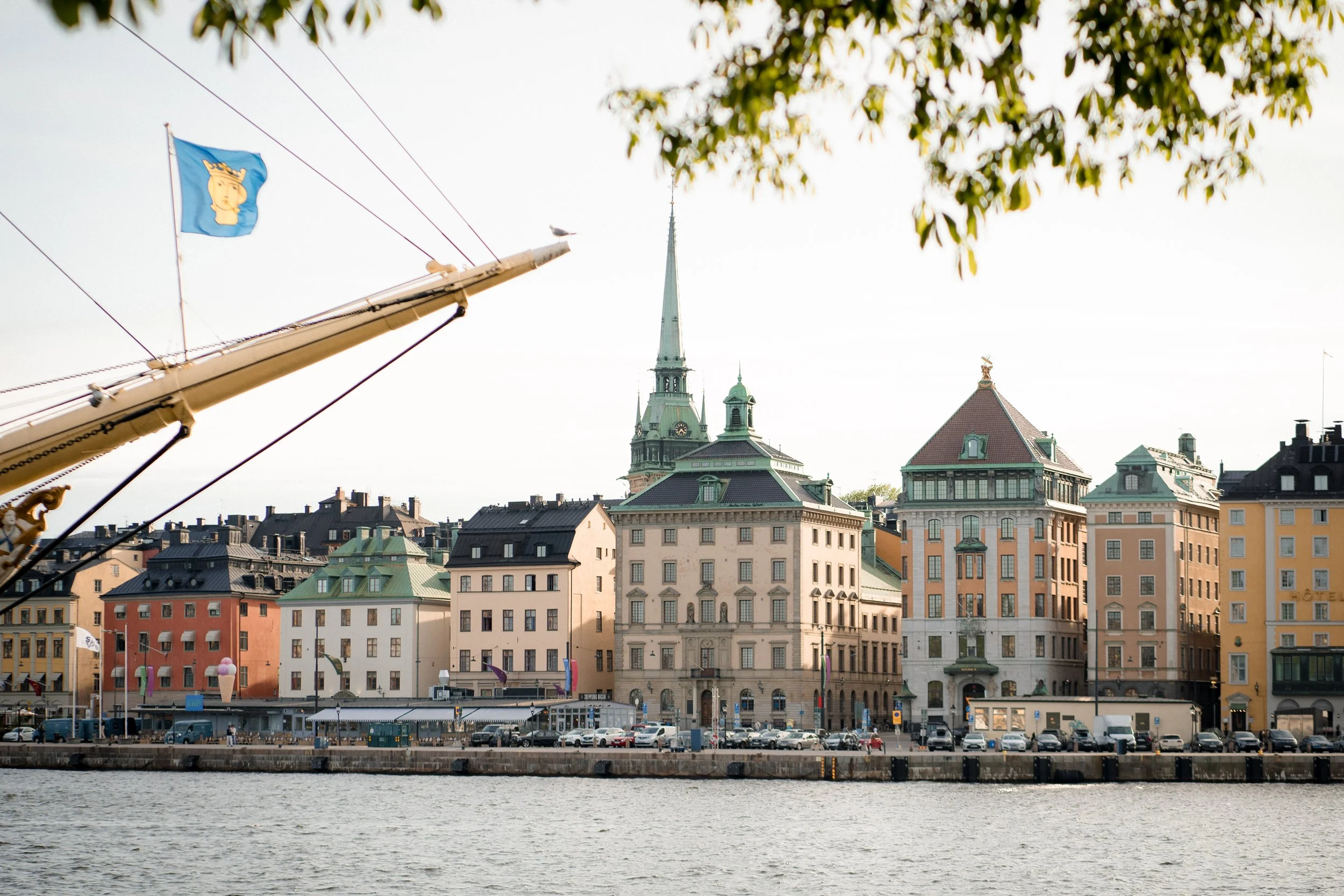 Our Stockholm Family Portrait_Nordic Tales Photography 2025-3.jpg