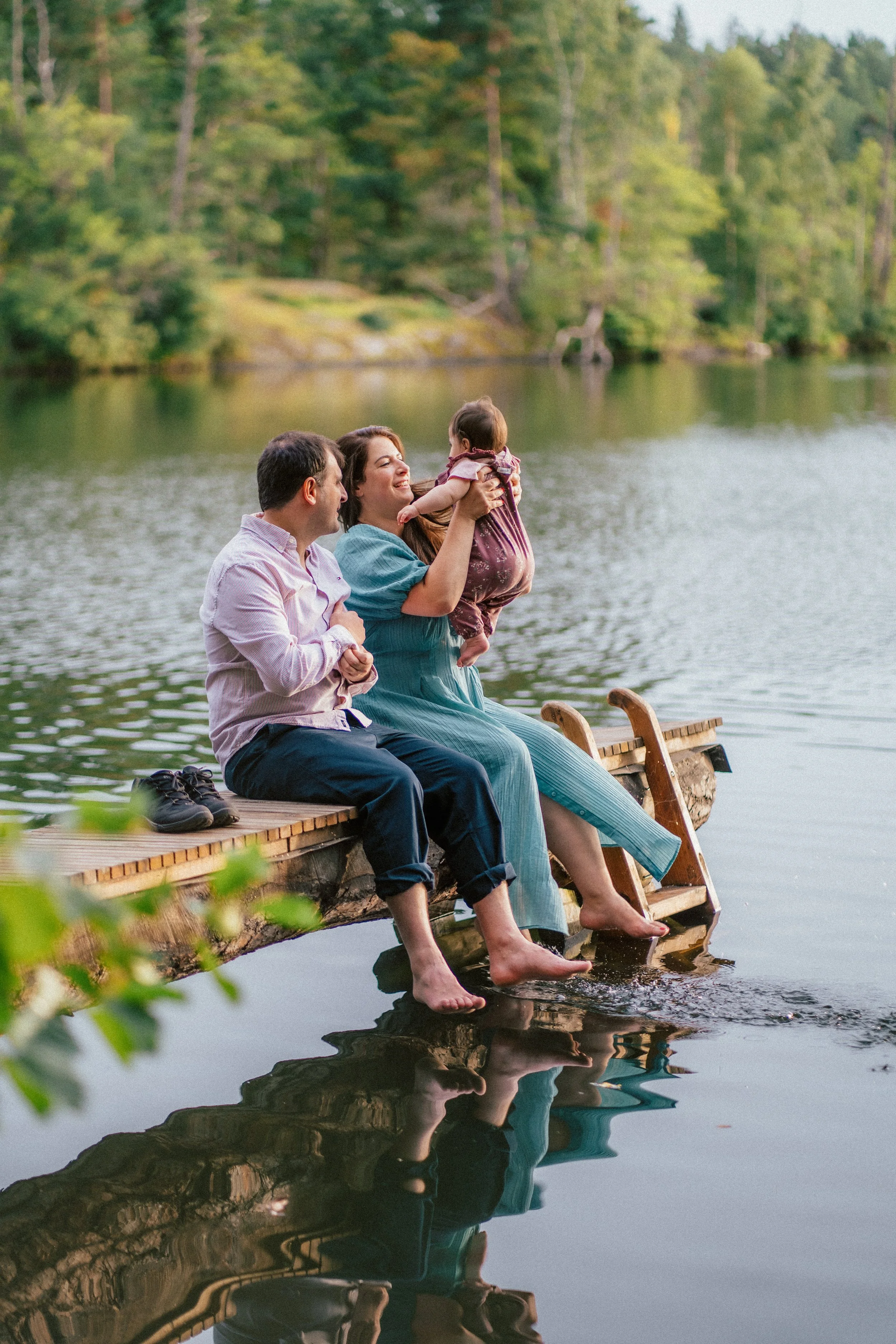 Perrin's Family Portrait_Nordic Tales Photography 2023-36.jpg