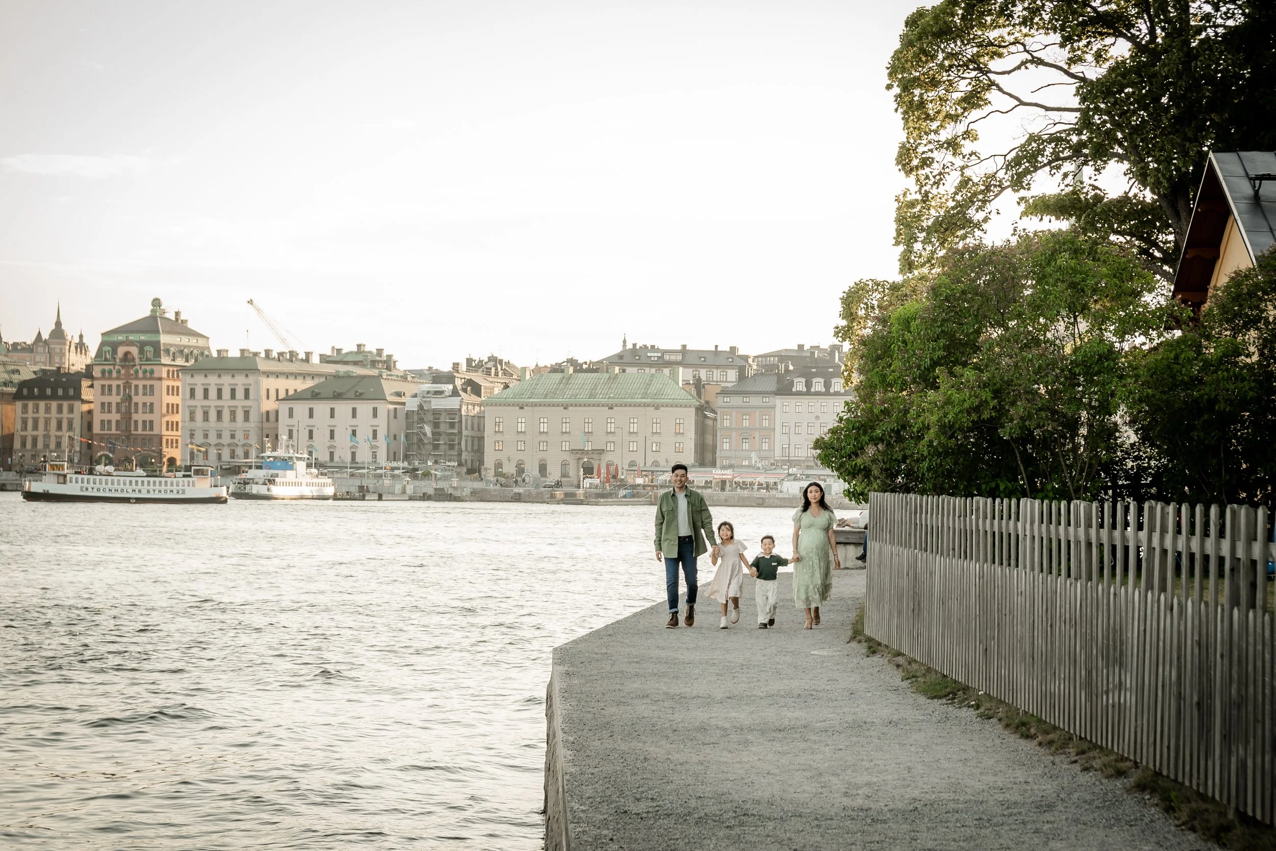 Mike's Stockholm Family Portrait_Nordic Tales Photography 2026-81.jpg